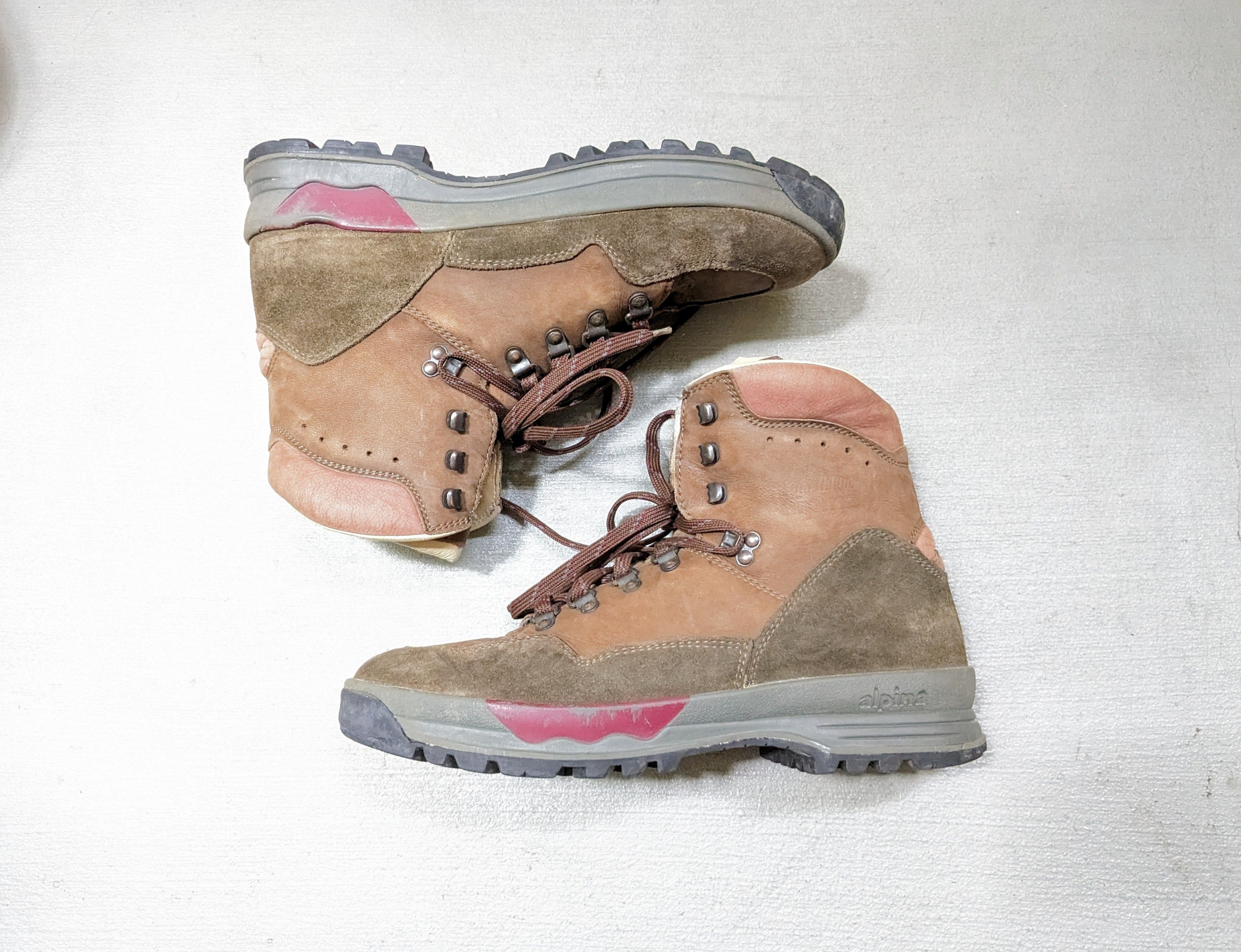 image of Vibram x Vintage Hiking Boots Size 12 Brown Suede Leather Lace Up, Men's