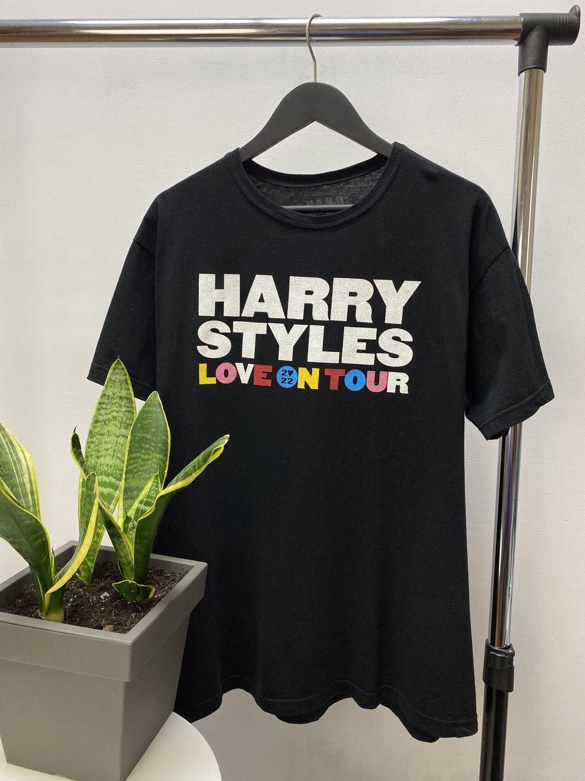 Band Tees Harry Styles Love on Tour 2022 T Shirt Size US XL / EU 56 / 4 - 1 Thumbnail