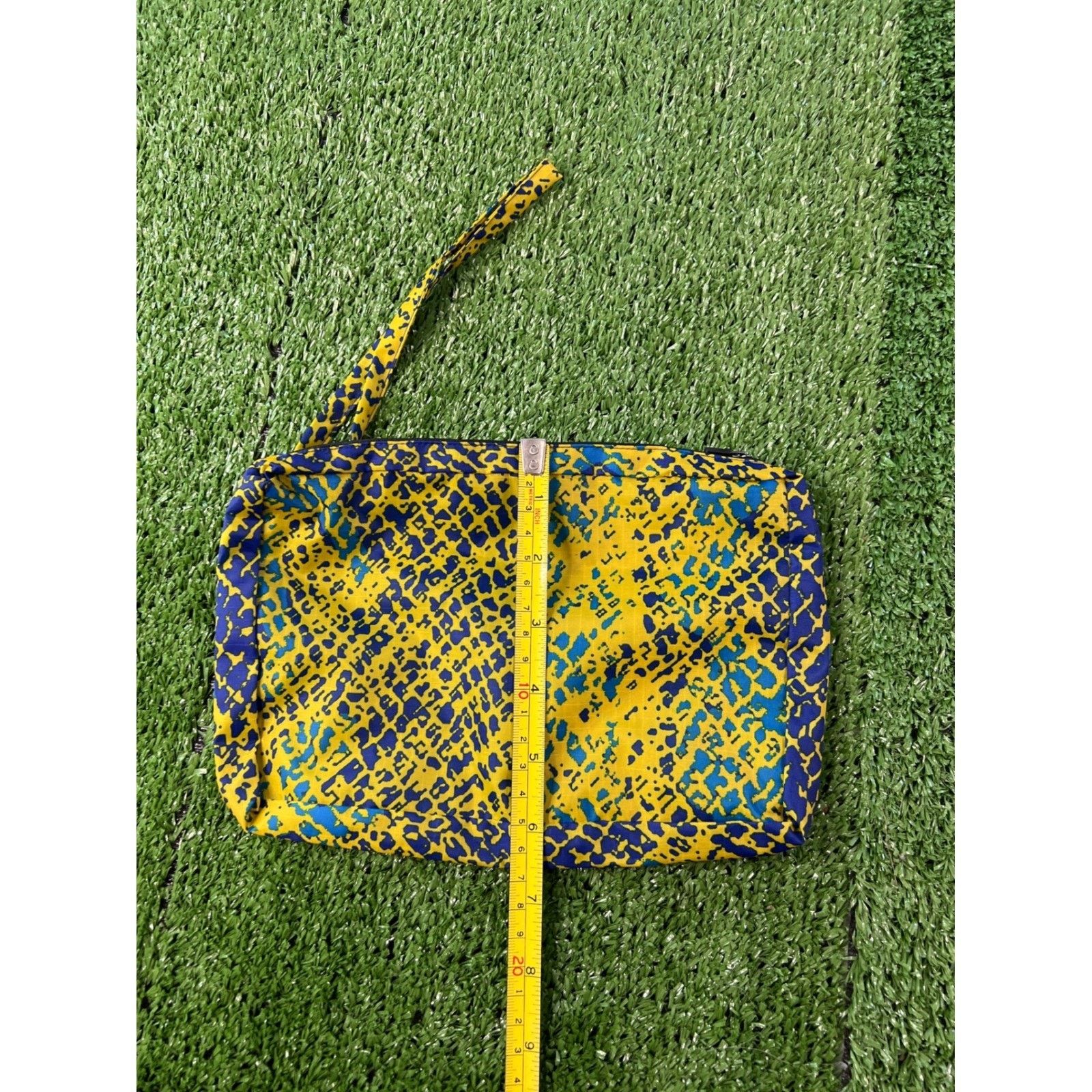 Other Team Sweden Yellow Blue Snakeskin Pouch Clutch Bag Accessory Size ONE SIZE - 4 Thumbnail
