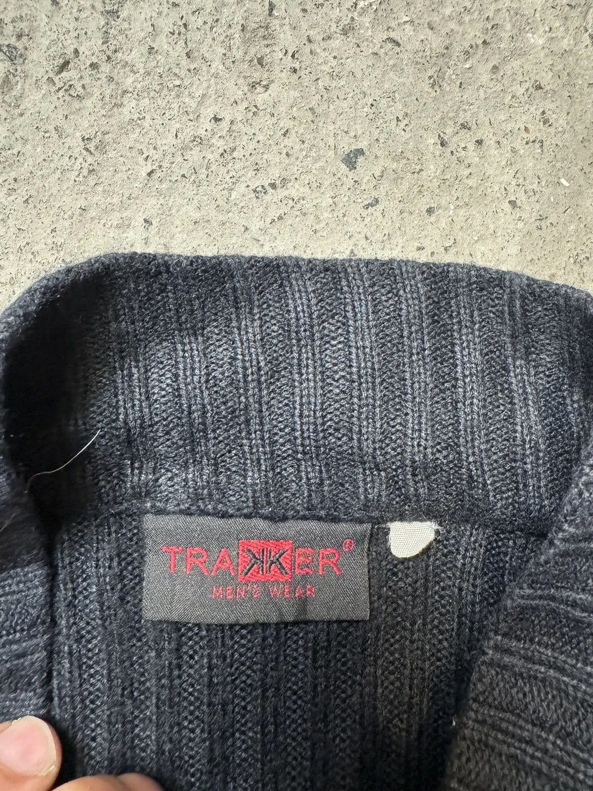 Vintage Vintage Y2K Trakker Knitted Strips Owens Style Zip Up Hoodie Size US M / EU 48-50 / 2 - 5 Thumbnail