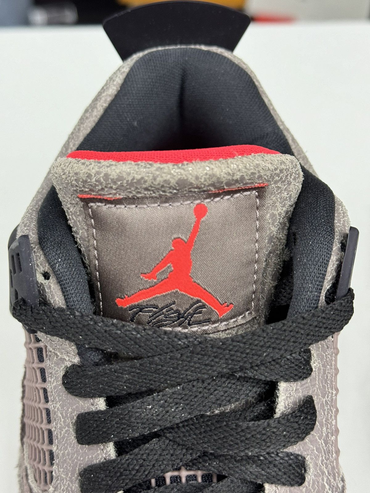 Jordan Brand Jordan 4 Retro Taupe Haze GS Size US 6.5 / EU 39-40 - 5 Thumbnail