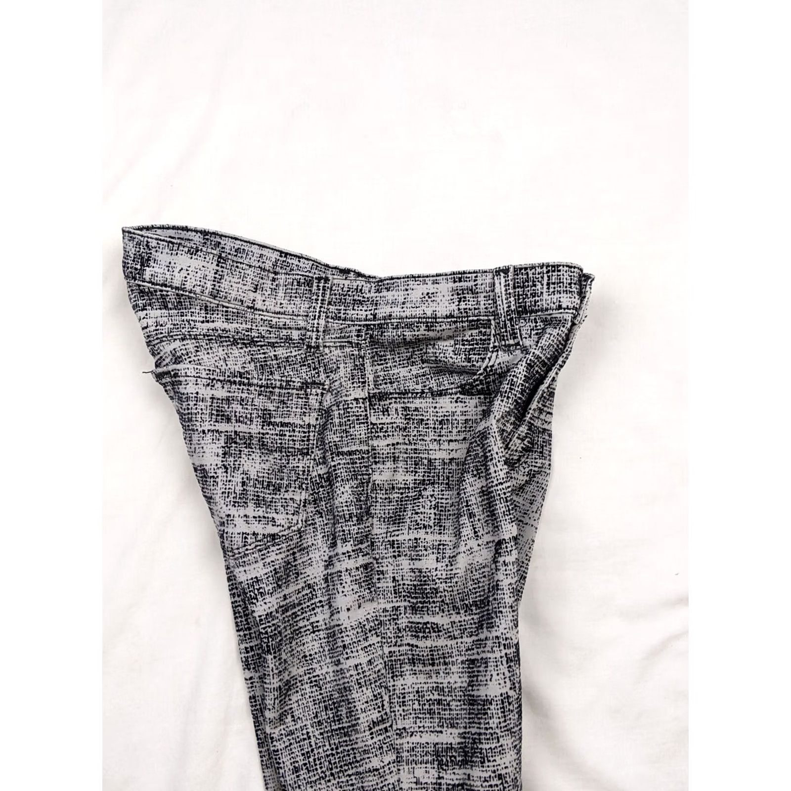 J Brand J Brand Womens 27 (4) Gray Burlap Print Jeans Super Skinny Low Rise Static Fog Jeans Women Skinny Casual Gray Burlap Print Slimming 90s Football? Size 28" / US 6 / IT 42 - 4 Thumbnail