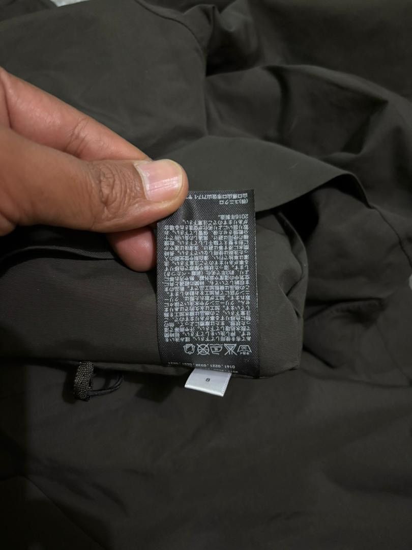 Lemaire Lemaire X Uniqlo Waterproof Jacket Olive Color with Hoodies Size US L / EU 52-54 / 3 - 16 Thumbnail