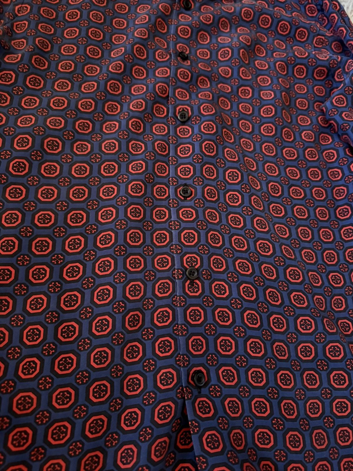 Prada 2015 printed silk shirt Size US S / EU 44-46 / 1 - 5 Thumbnail