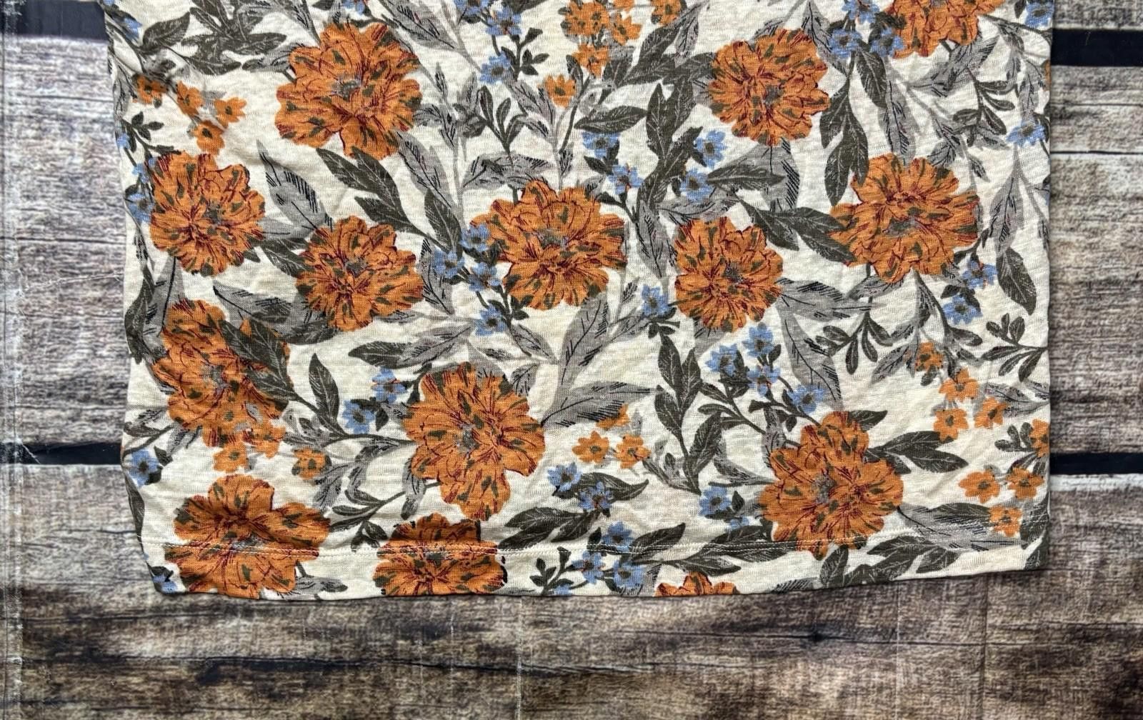 Other Haute Hippie Top Womens Medium Linen Floral Short Sleeve Size M / US 6-8 / IT 42-44 - 5 Thumbnail