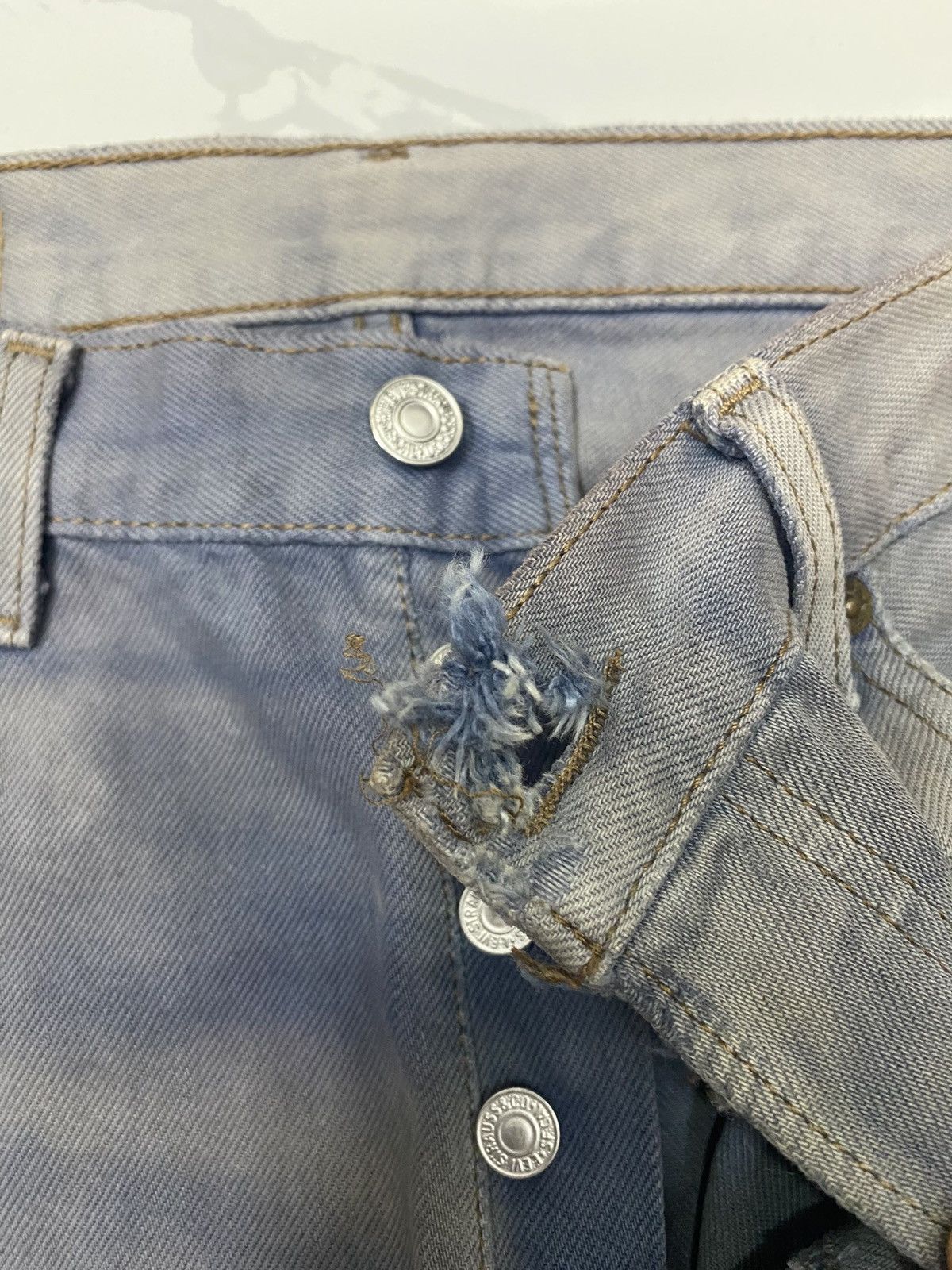 Levi's 🔥LEVIS 501 BLUE ACID WASH VINTAGE DISTRESSED DENIM JEANS Size US 30 / EU 46 - 11 Thumbnail