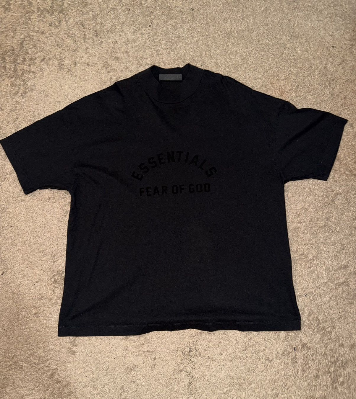 Essentials Fear of God Essentials Tee ‘Jet Black’ Size US S / EU 44-46 / 1 - 1 Thumbnail