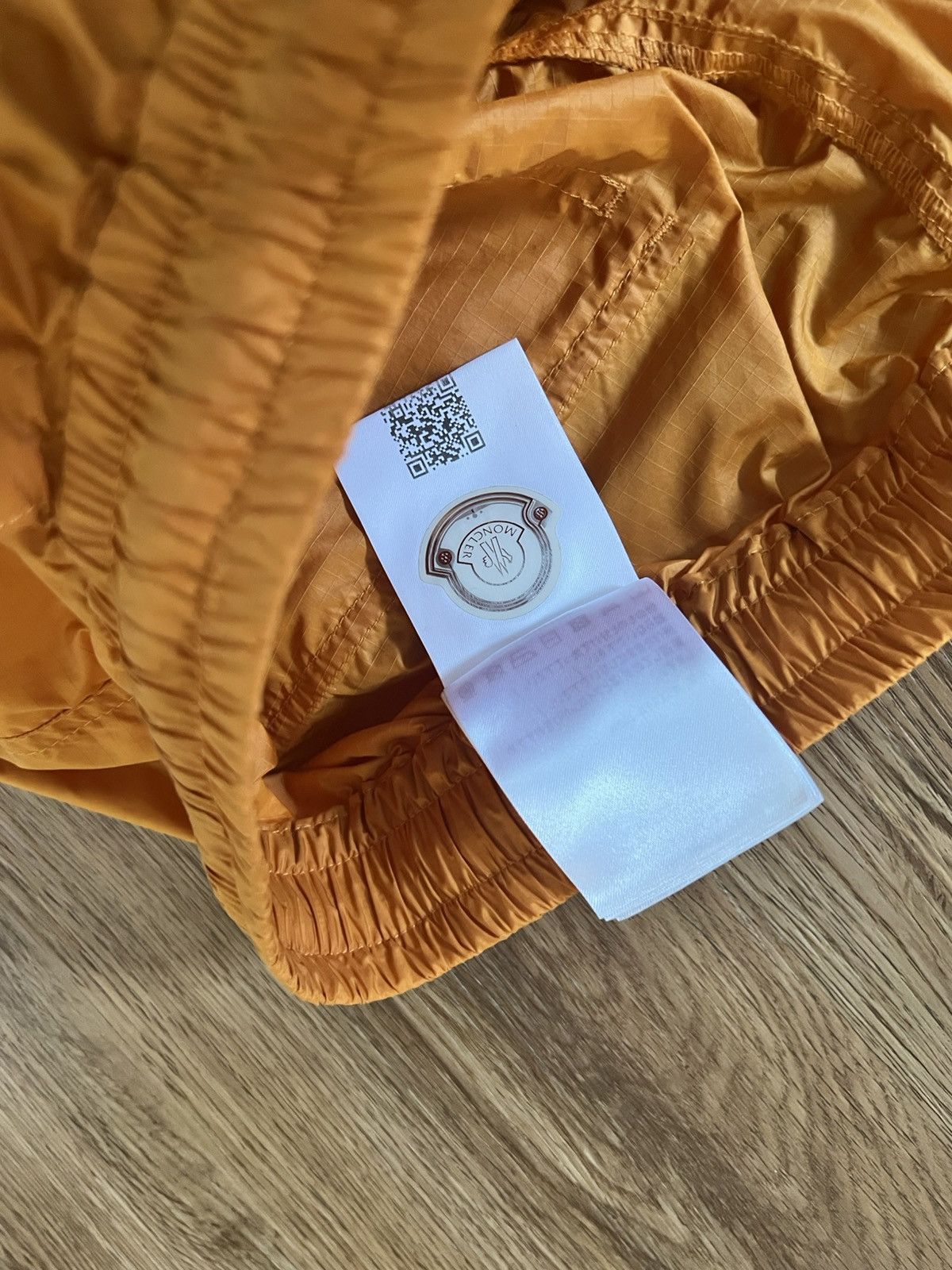 Moncler MONCLER ORANGE NYLON PANT Size US 34 / EU 50 - 4 Thumbnail