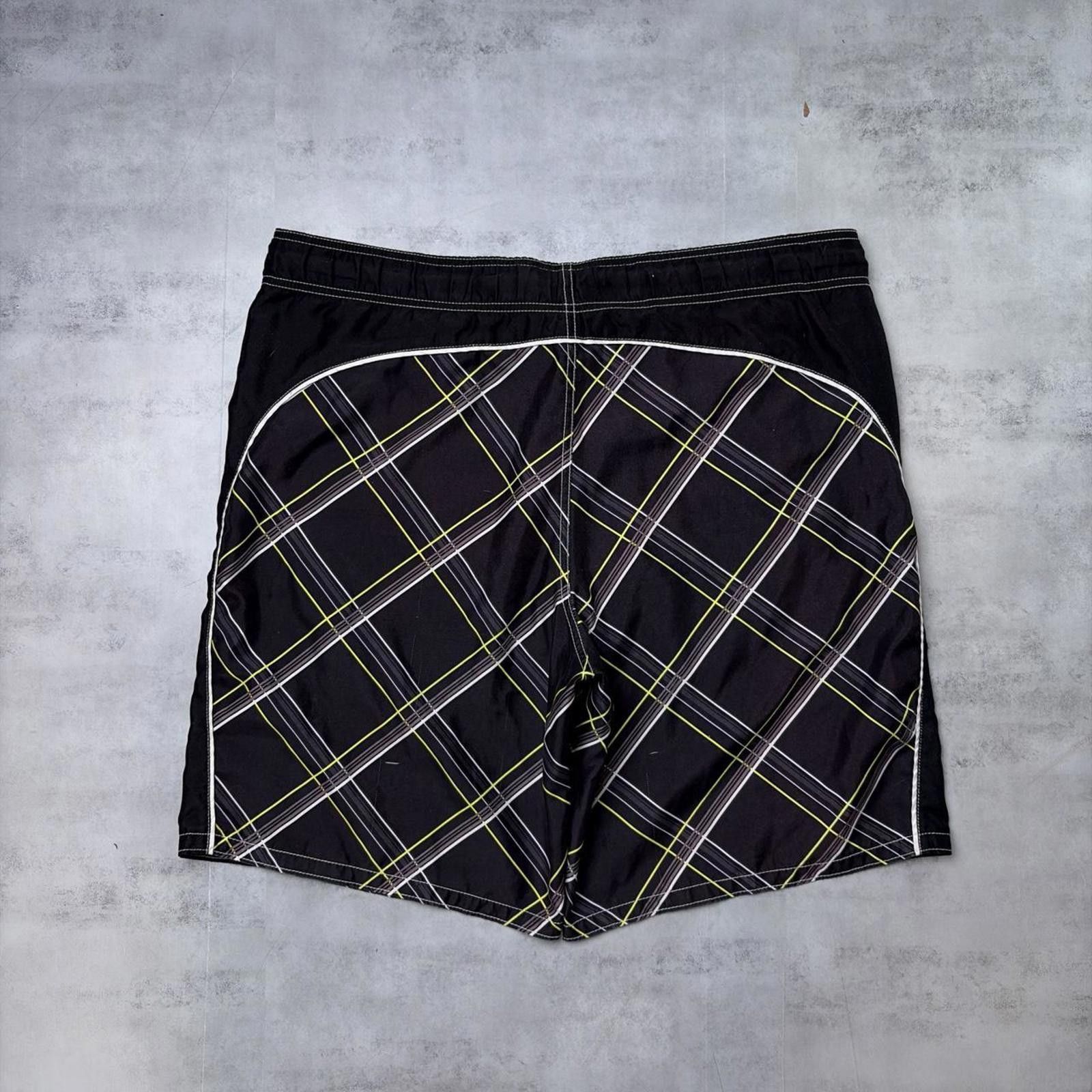Ocean Pacific Y2K Black Ocean Pacific Surf Grunge Plaid Baggy Board Shorts Size US 34 / EU 50 - 5 Thumbnail