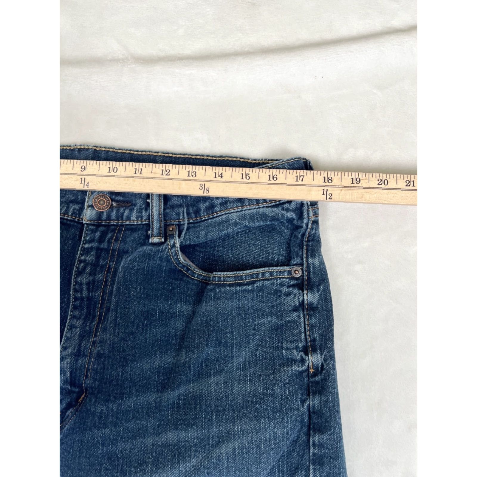 Levi's VINTAGE Levi’s 505 Jeans Blue Denim 32x30 Medium Wash Regular Fit 5-Pocket Men Mens USA 90s Mexico 100% Cotton Taper Straight Size US 32 / EU 48 - 5 Thumbnail
