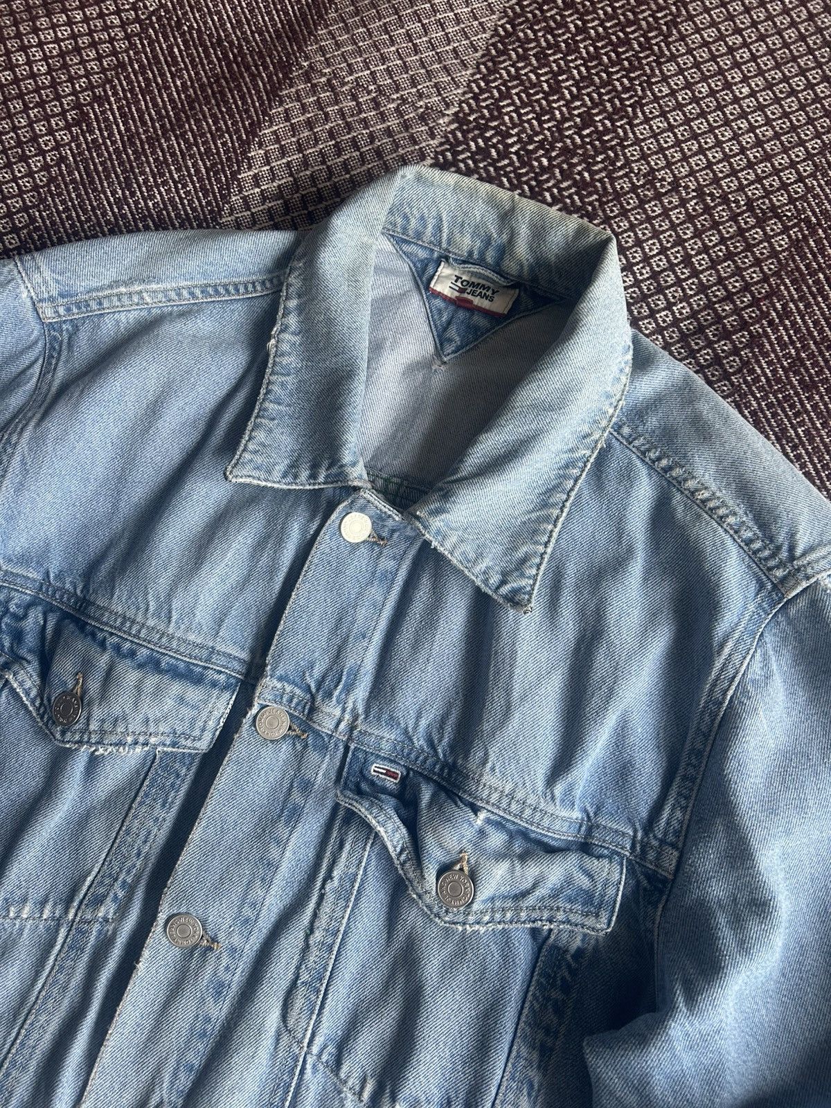 Tommy Hilfiger Tommy Jeans Distressed Denim Jacket Oversized Streetwear Size US M / EU 48-50 / 2 - 5 Thumbnail