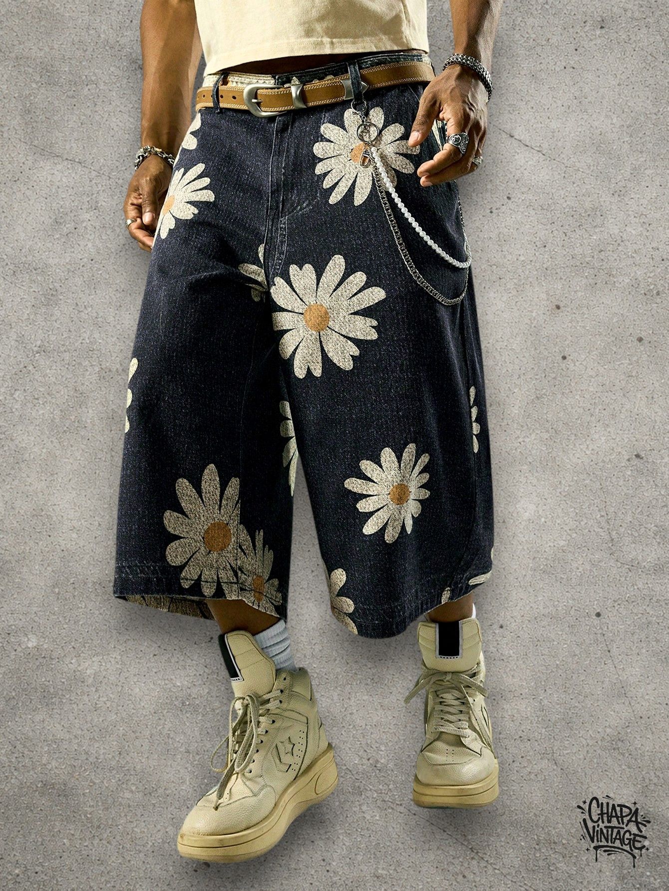 Vintage Vintage chamomile denim shorts Size US 32 / EU 48 - 4 Thumbnail