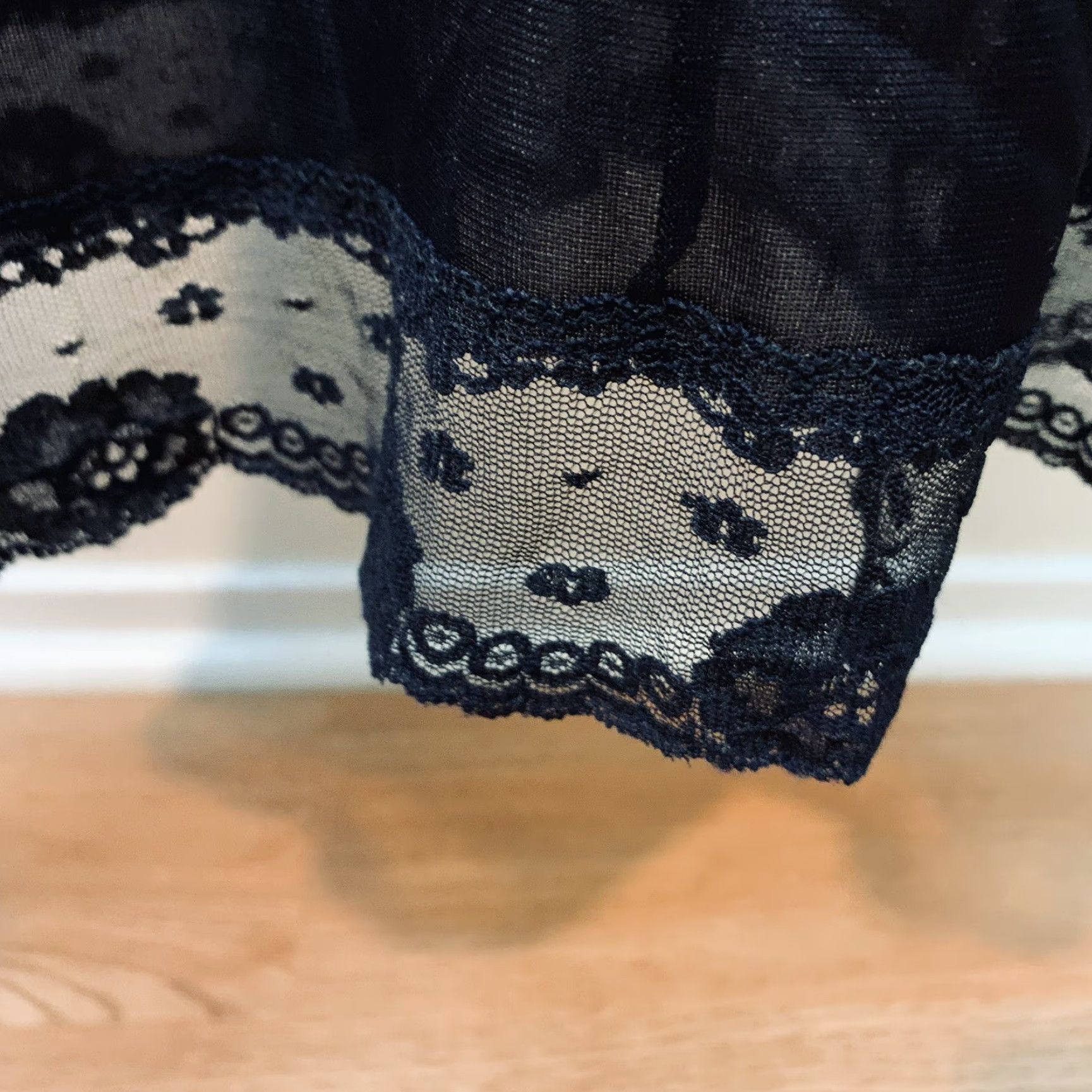 Vintage VINTAGE Black Nylon Sheer Lace Peignoir Robe Nightgown Negligee Long Gown Set M Size ONE SIZE - 6 Thumbnail