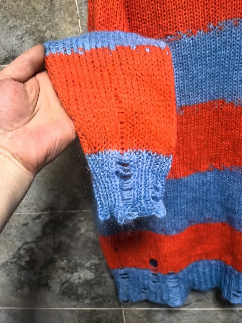 Acne Studios Acne Studios A red and blue color-blocked distressed sweat Size US XXS / EU 40 - 3 Thumbnail