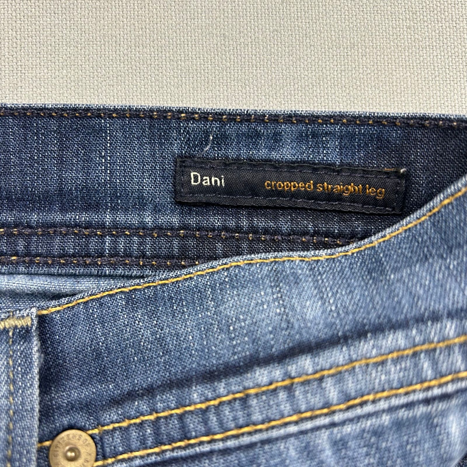 Citizens Of Humanity Citizens of Humanity Jeans Dani Crop Straight Leg 26 Size 27" / US 4 / IT 40 - 6 Thumbnail