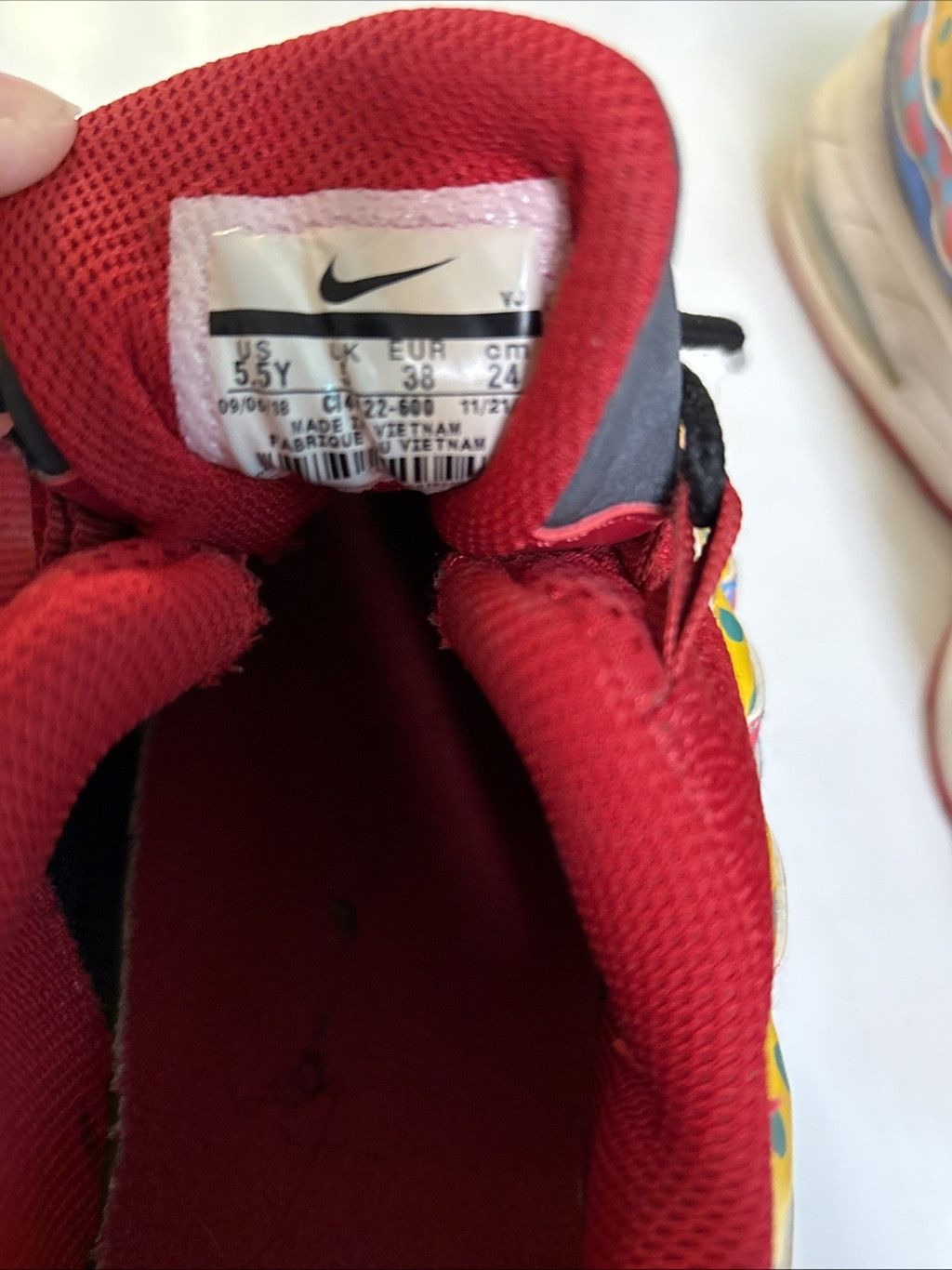 Nike Nike Air Max 95 GS 'Baltimore Home' CI4422-600 size 5.5 Y/W Size US 5.5 / EU 38 - 6 Thumbnail