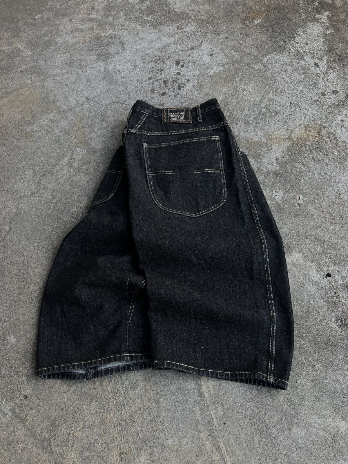 Marithe + Francois Girbaud Crazy Vintage Marithe + Francois Girbaud Baggy Fig Rap Short Size US 36 / EU 52 - 2 Thumbnail
