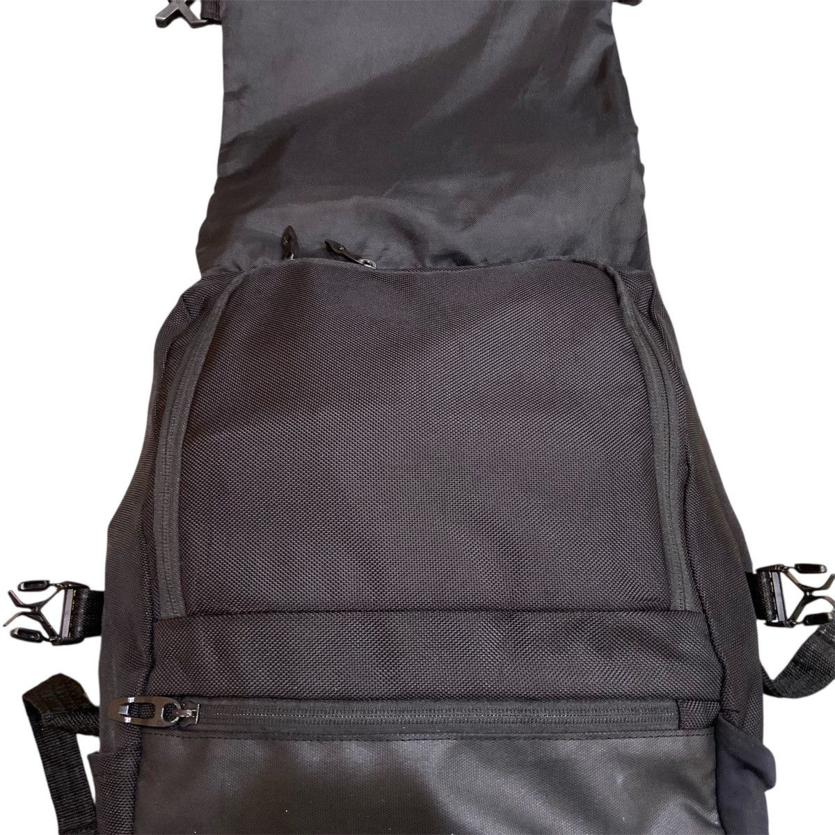 Oakley VINTAGE Y2K Oakley Polyester Backpack | Black Techwear Trave Size ONE SIZE - 11 Thumbnail