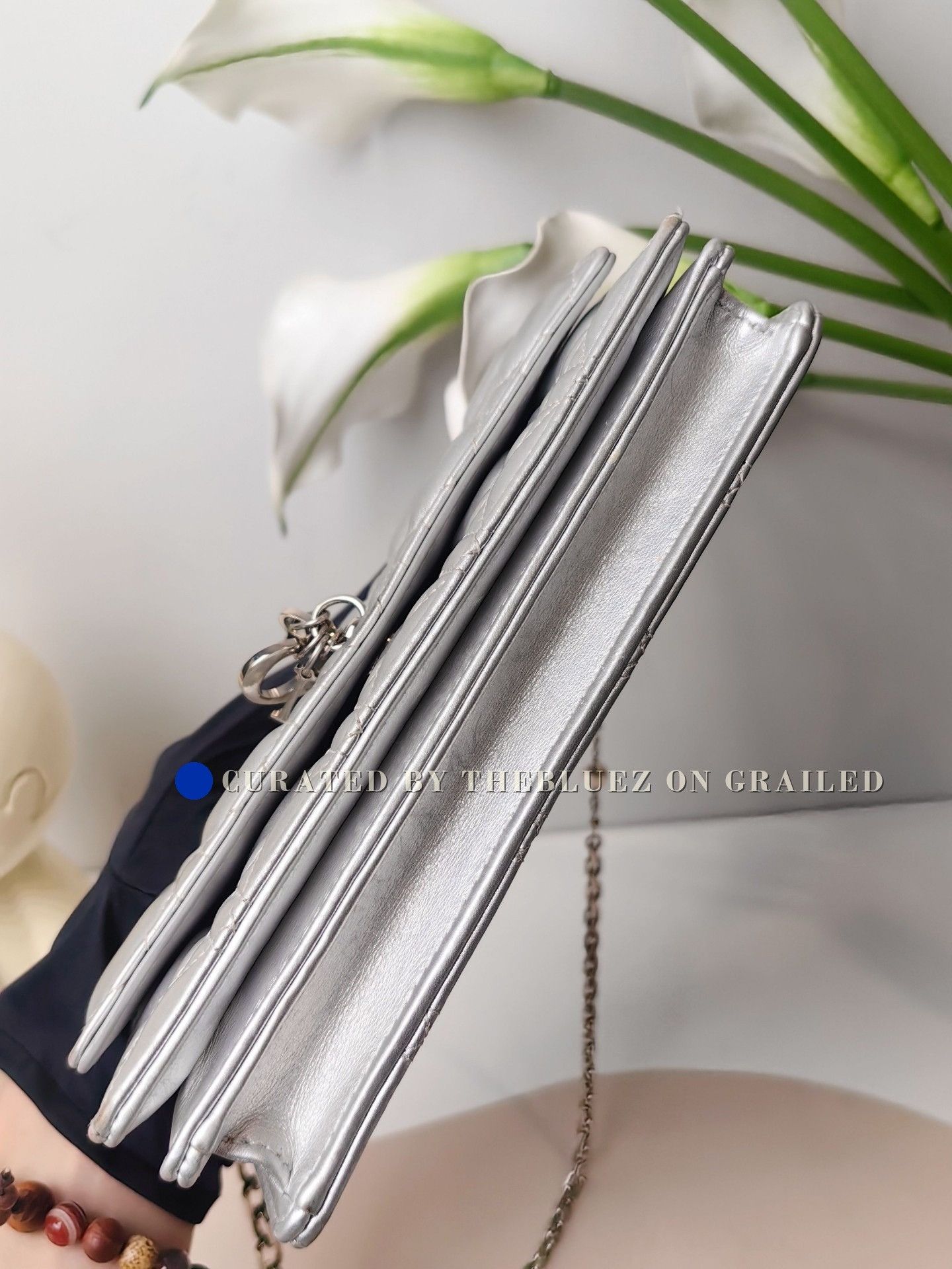 Dior Dior Mini Silver Pearl Chain Handbag Size ONE SIZE - 5 Thumbnail