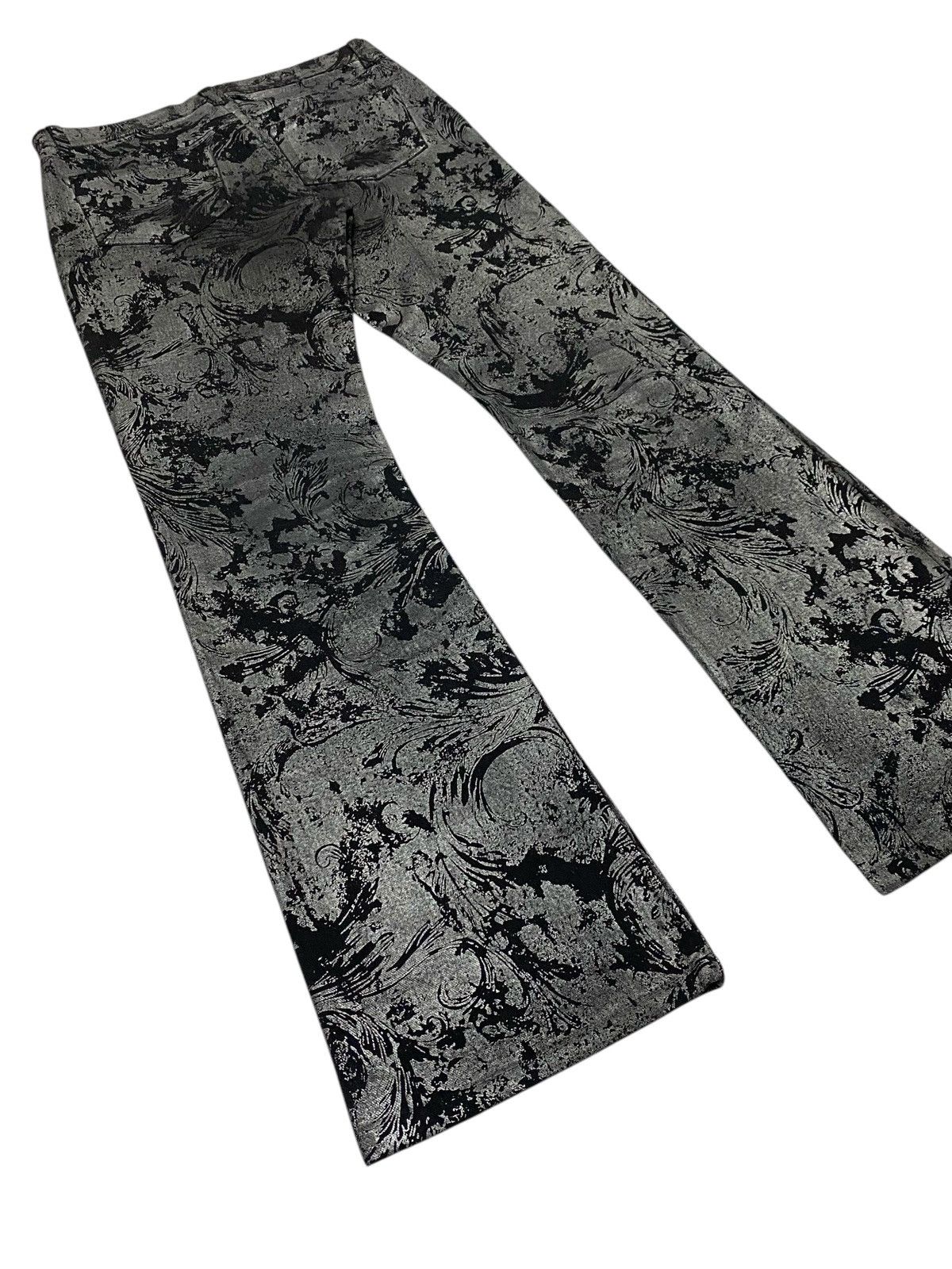 Yoshiyuki Konishi 💃Yoshiyuki Konishi Wax Floral Pattern Flared Denim Pants Size US 30 / EU 46 - 22 Thumbnail