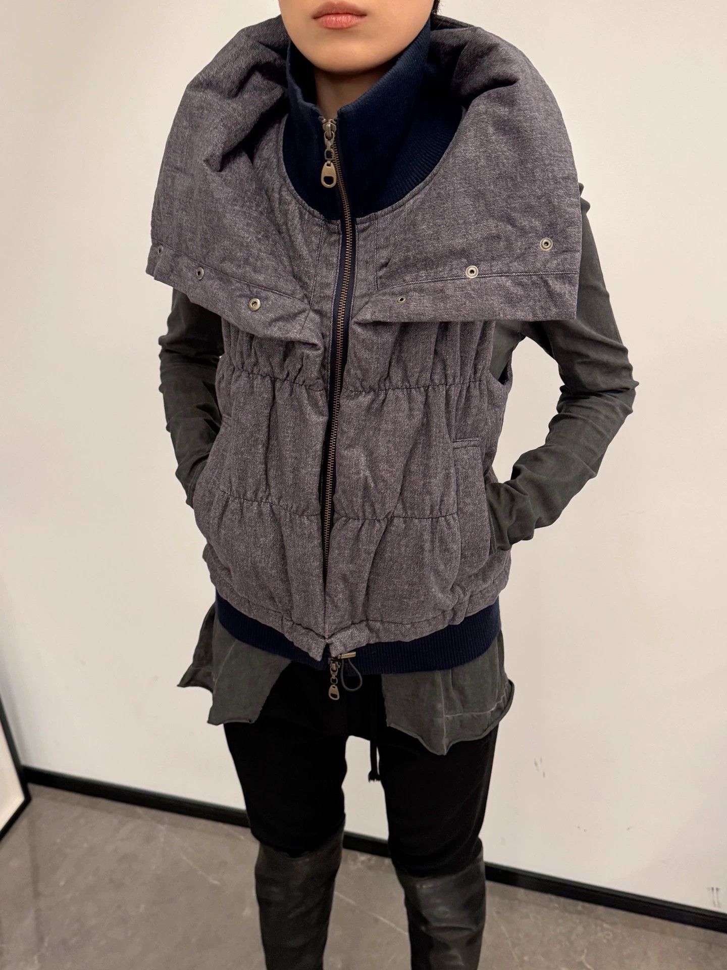 Vintage Japanese Brand Double Collar Double Zipper Padded Vest Size XS / US 0-2 / IT 36-38 - 4 Thumbnail
