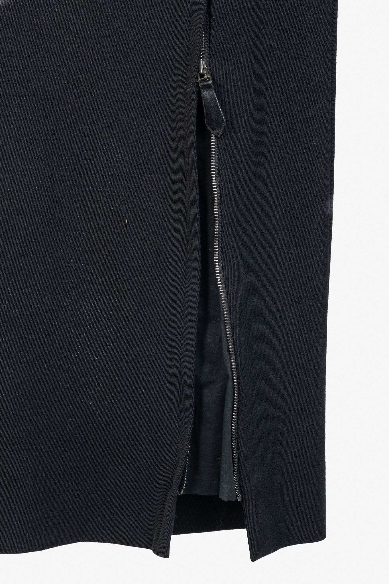 Annette Gortz Annette Gortz AW/13 Kami Black Wool-Twill Midi Pencil Skirt Size 28" / US 6 / IT 42 - 7 Thumbnail