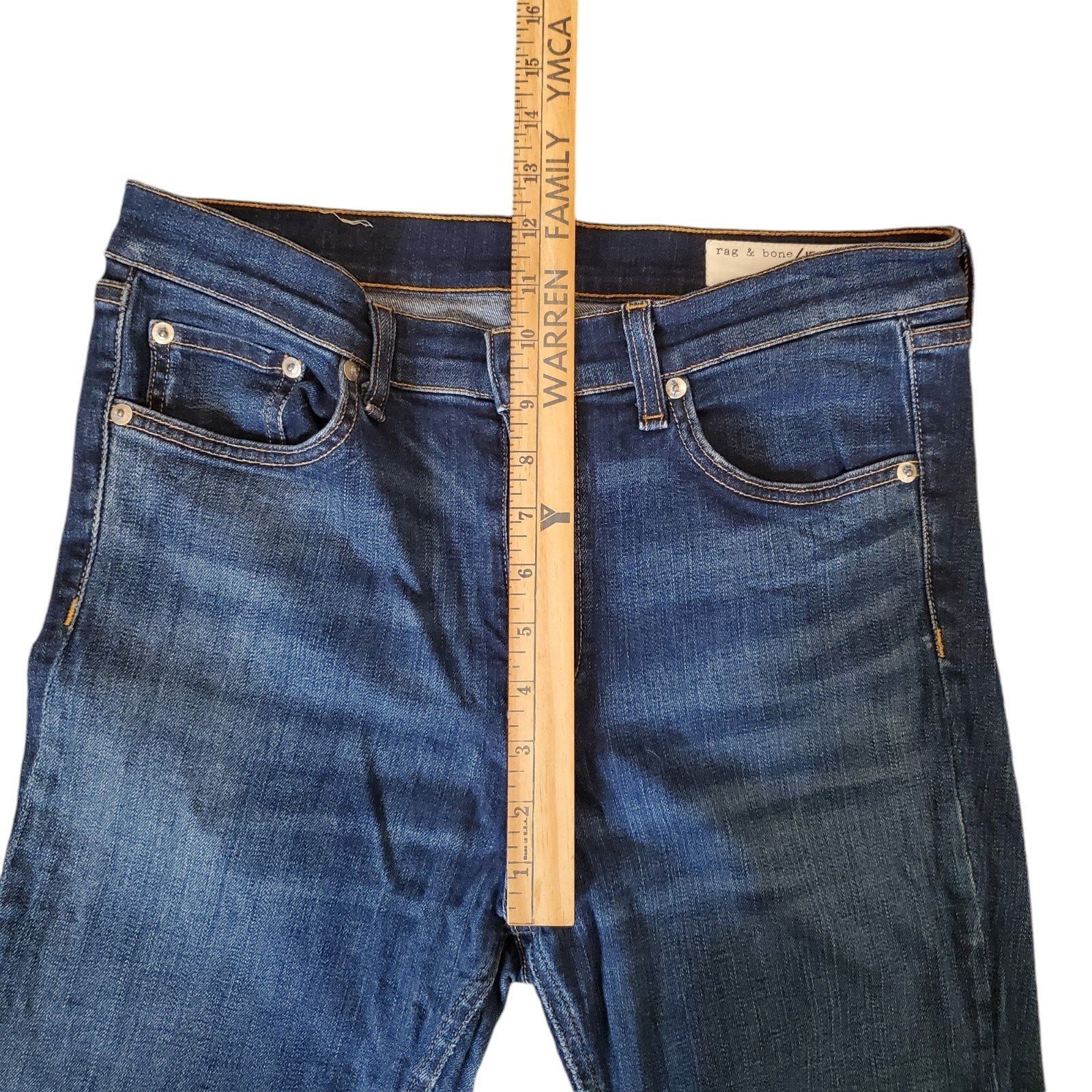 Rag & Bone Rag & bone 10 inch Capri Cropped High Rise Jeans in Stanwix Size 30" / US 8 / IT 44 - 3 Thumbnail