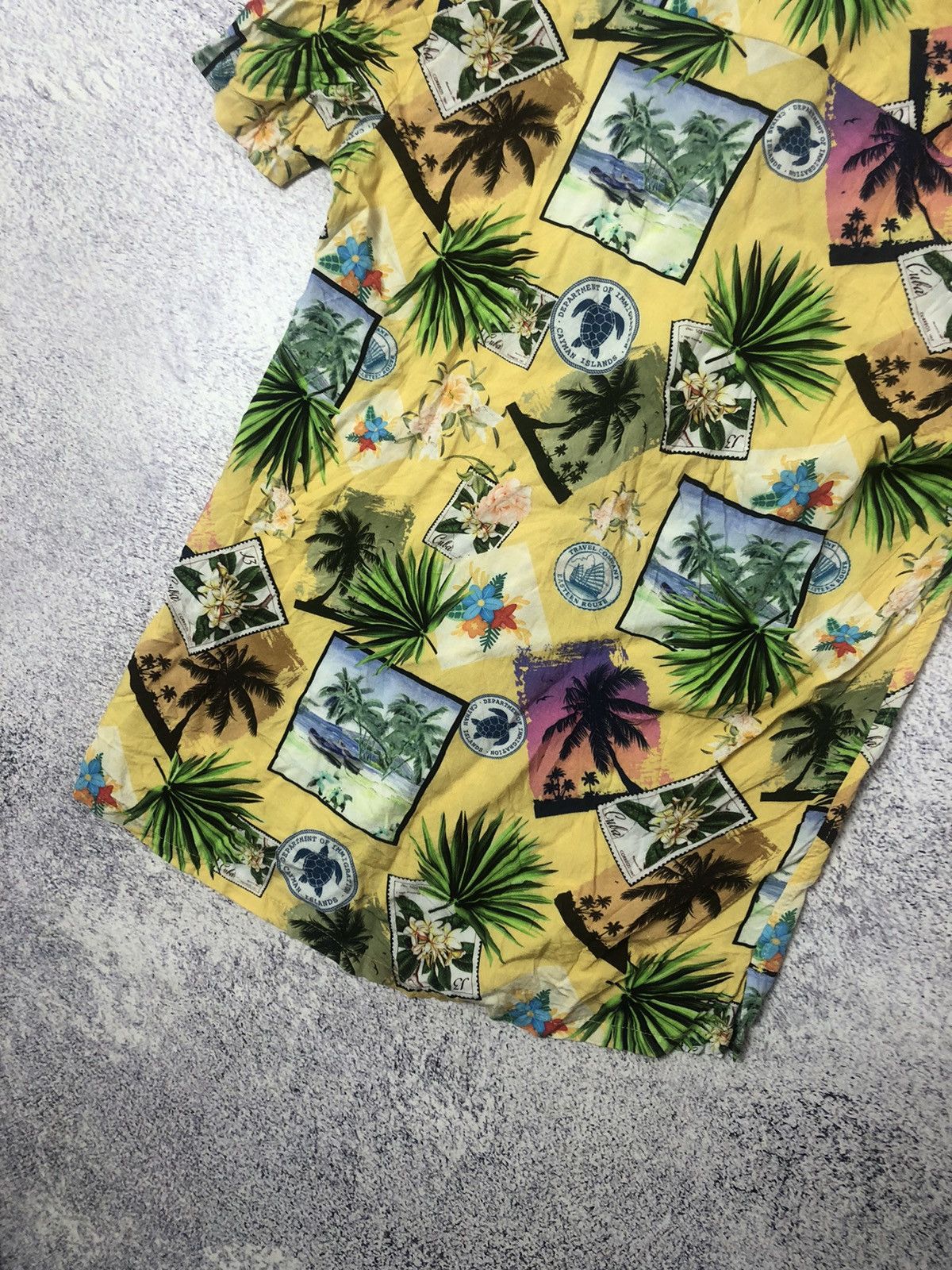 Vintage Crazy Hawaiin vintage men’s size Xc y2k rare usa drill ykk Size US XS / EU 42 / 0 - 6 Thumbnail