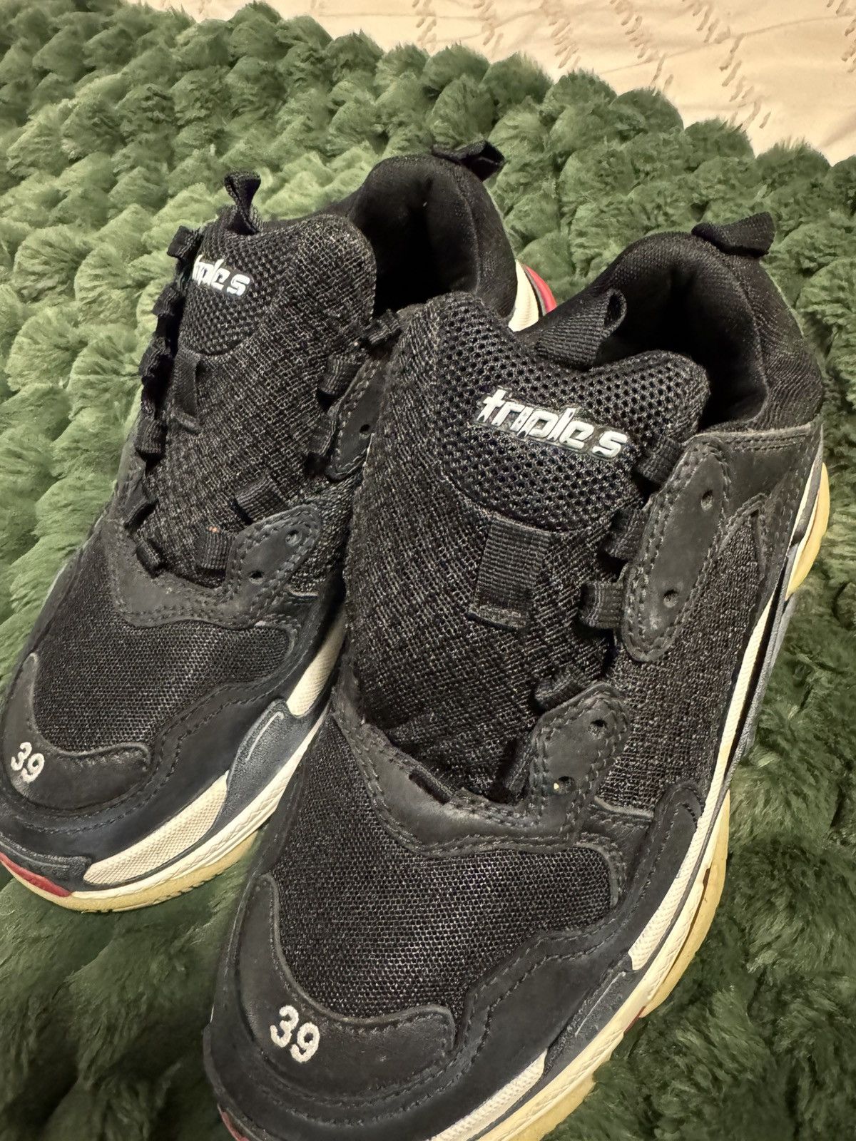 Balenciaga Balenciaga Triple S Size US 6 / EU 39 - 9 Thumbnail