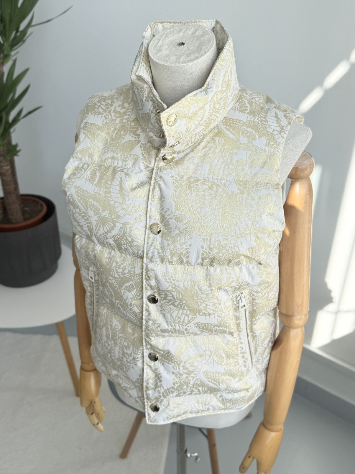 Dior Christian Dior DiorAlps Gold Butterfly Motif Puffer Vest Size S / US 4 / IT 40 - 5 Thumbnail