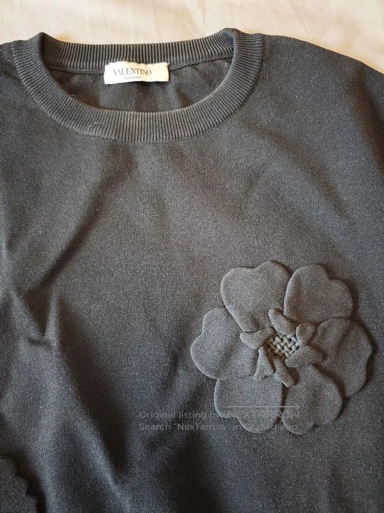 Valentino Valentino Rose special edition black knit Size XS / US 0-2 / IT 36-38 - 3 Thumbnail