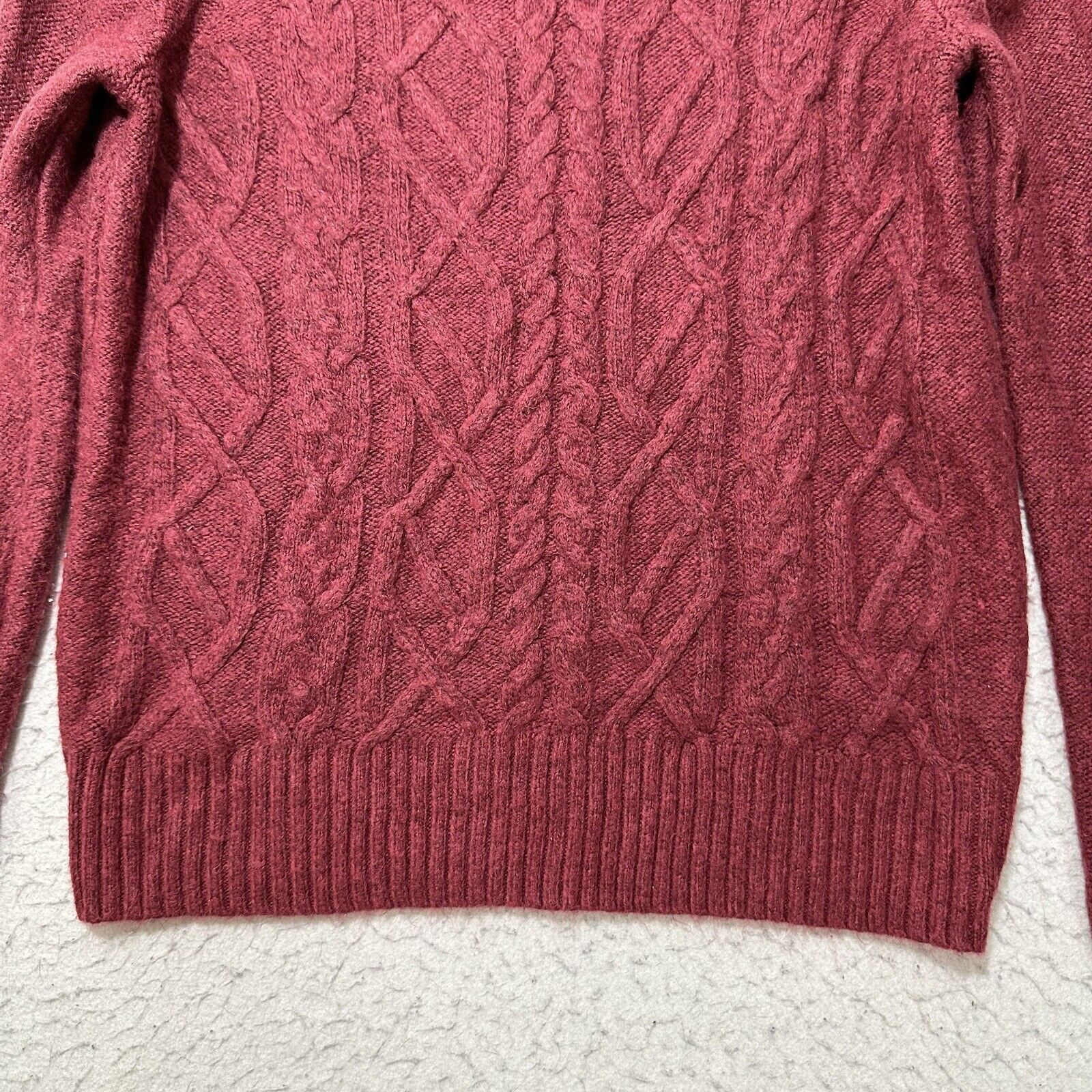 Croft & Barrow Croft & Barrow Medium Crewneck Burgundy Cable Knit Sweater Size M / US 6-8 / IT 42-44 - 7 Thumbnail