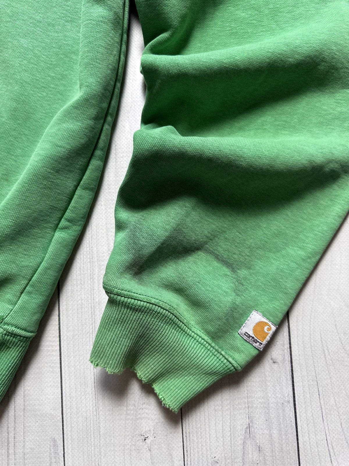 Carhartt Wip × Vintage Vintage Carhartt Wip rare green zip hoodie distressed logo Size US M / EU 48-50 / 2 - 3 Thumbnail