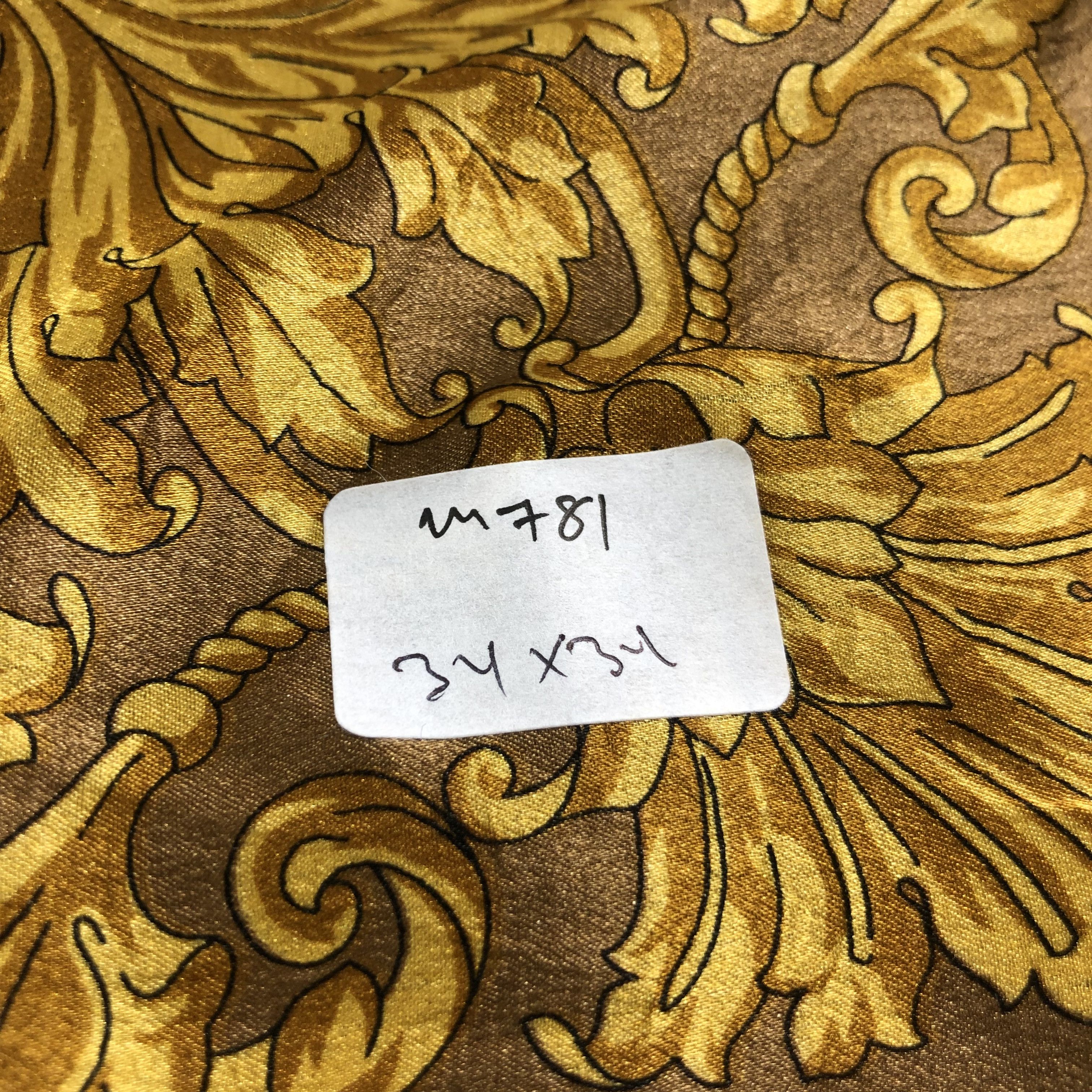 Vintage Luxury Design Silk Scarf M781 Size ONE SIZE - 12 Thumbnail