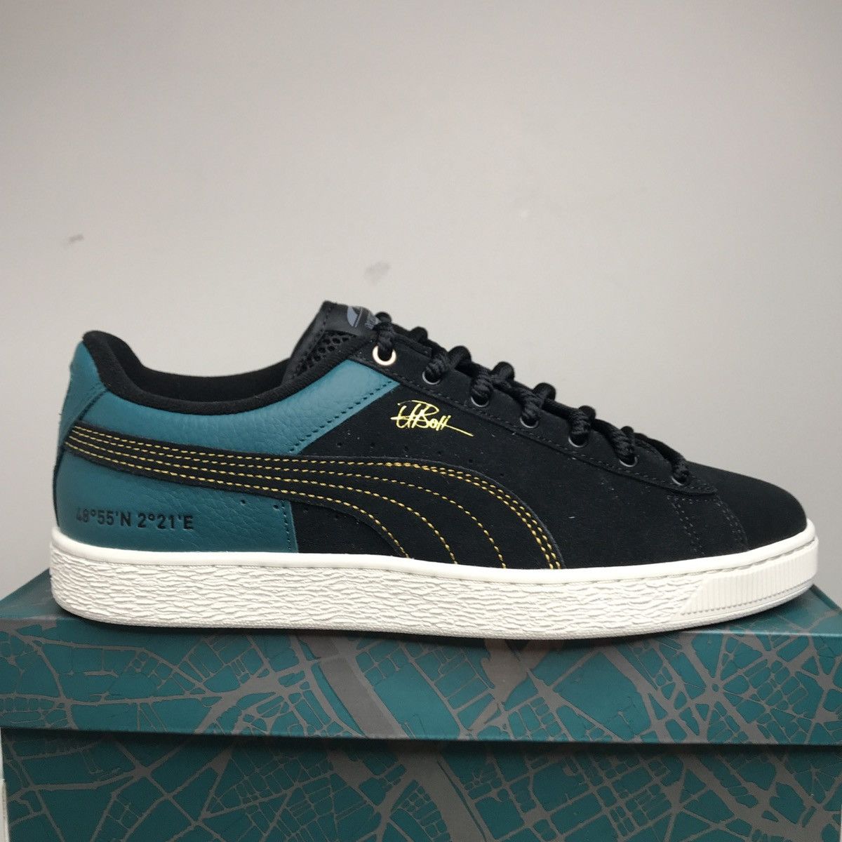 Puma PUMA x USAIN BOLT SUEDE SIZE 10 US Size US 10 / EU 43 - 1 Thumbnail