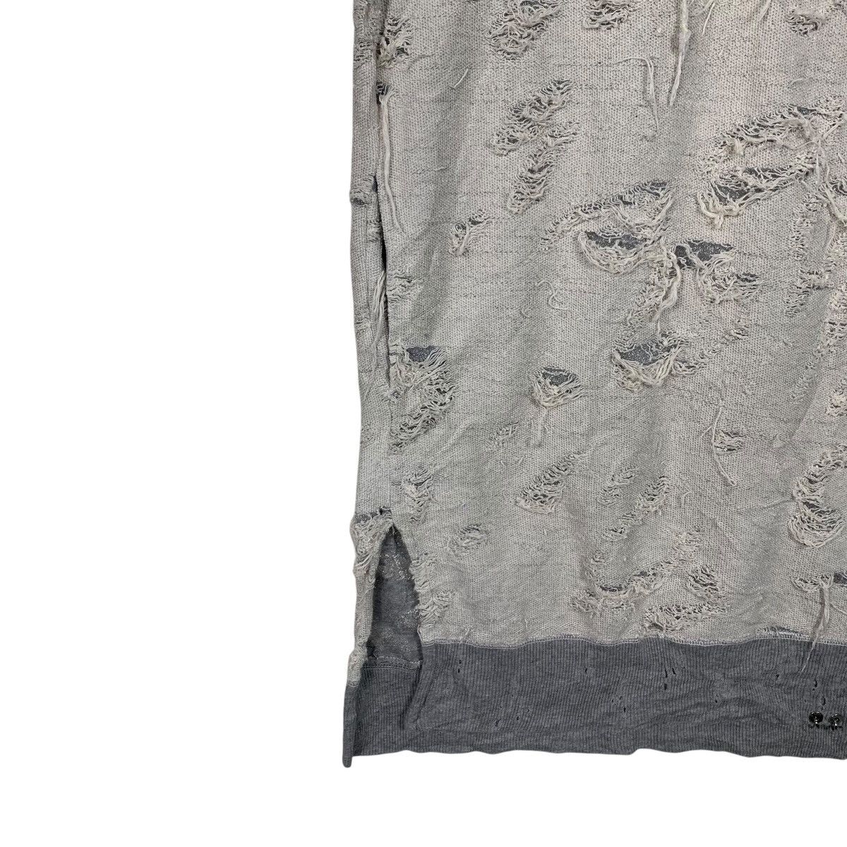 Diesel DIESEL Distressed and Destroy Sleeveless Sweater #3608-C165 Size M / US 6-8 / IT 42-44 - 5 Thumbnail
