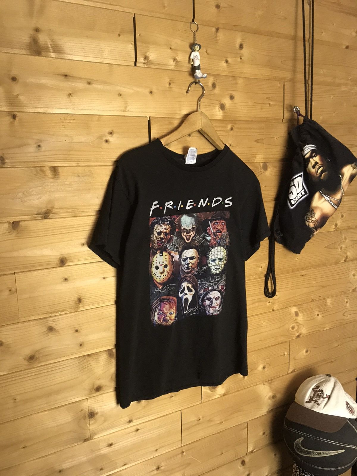 Vintage Friends horror t-shirt Size US M / EU 48-50 / 2 - 1 Thumbnail