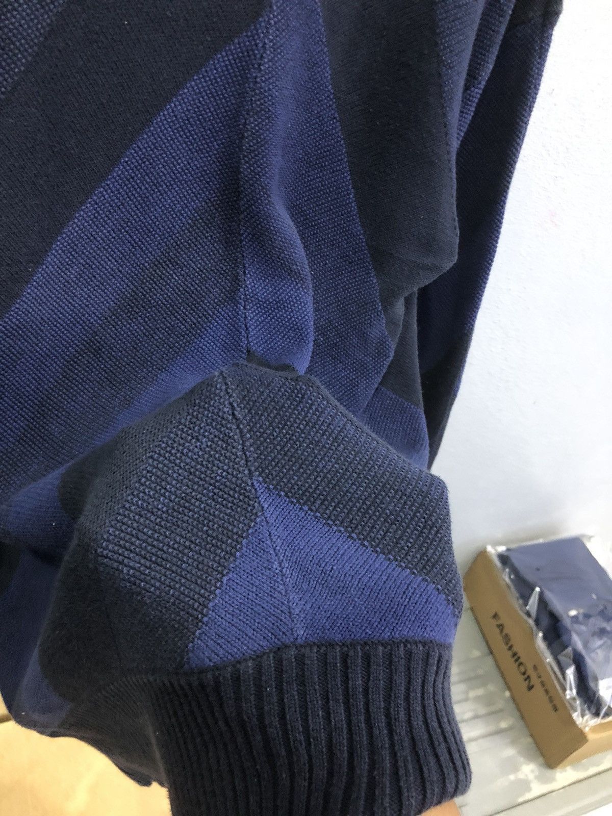 GOSTAR DE FUGA FUGA Navy Geometric Drop-Shoulder Knit Sweater Size US L / EU 52-54 / 3 - 6 Thumbnail