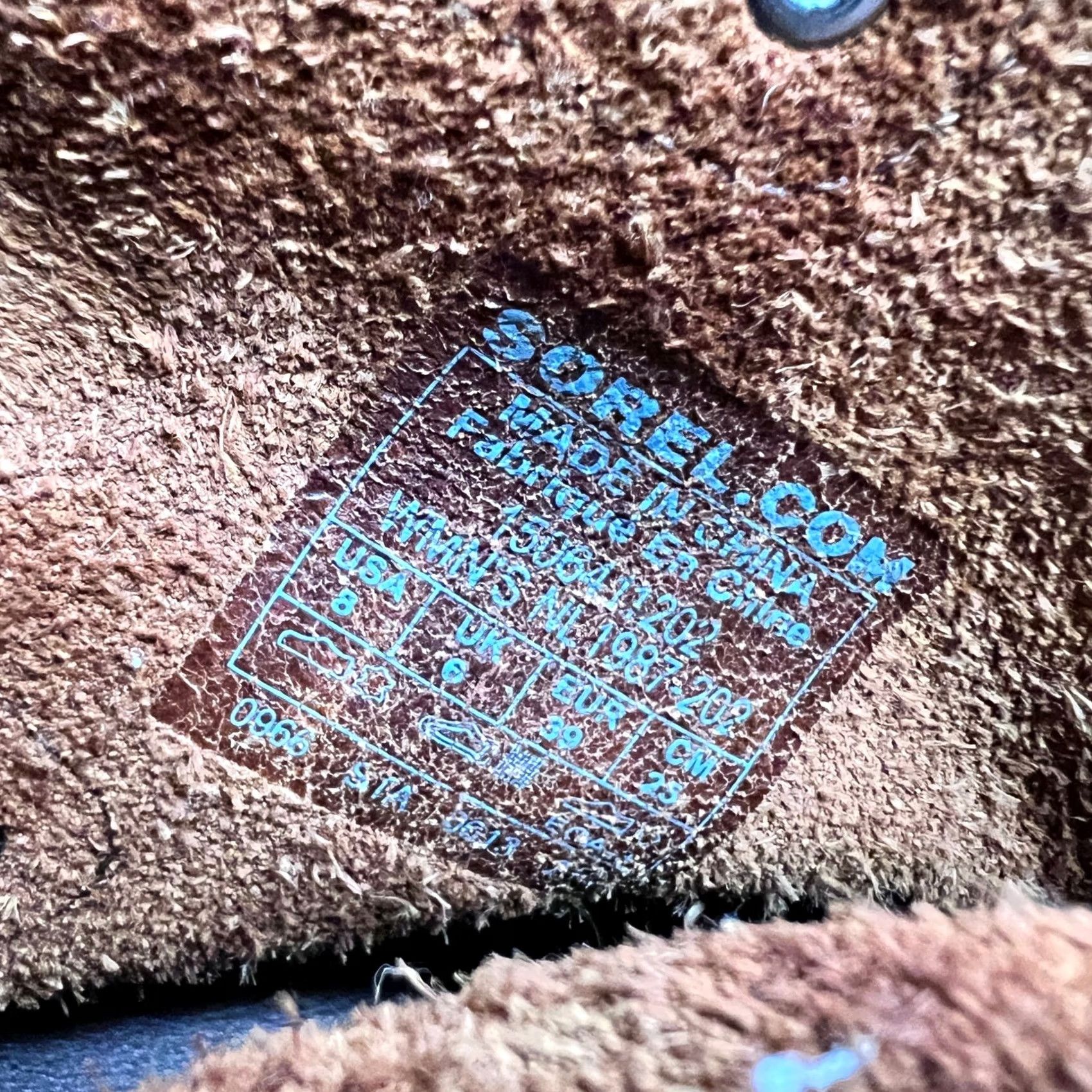 SOREL VINTAGE? No. Size US 9 / IT 39 - 3 Thumbnail