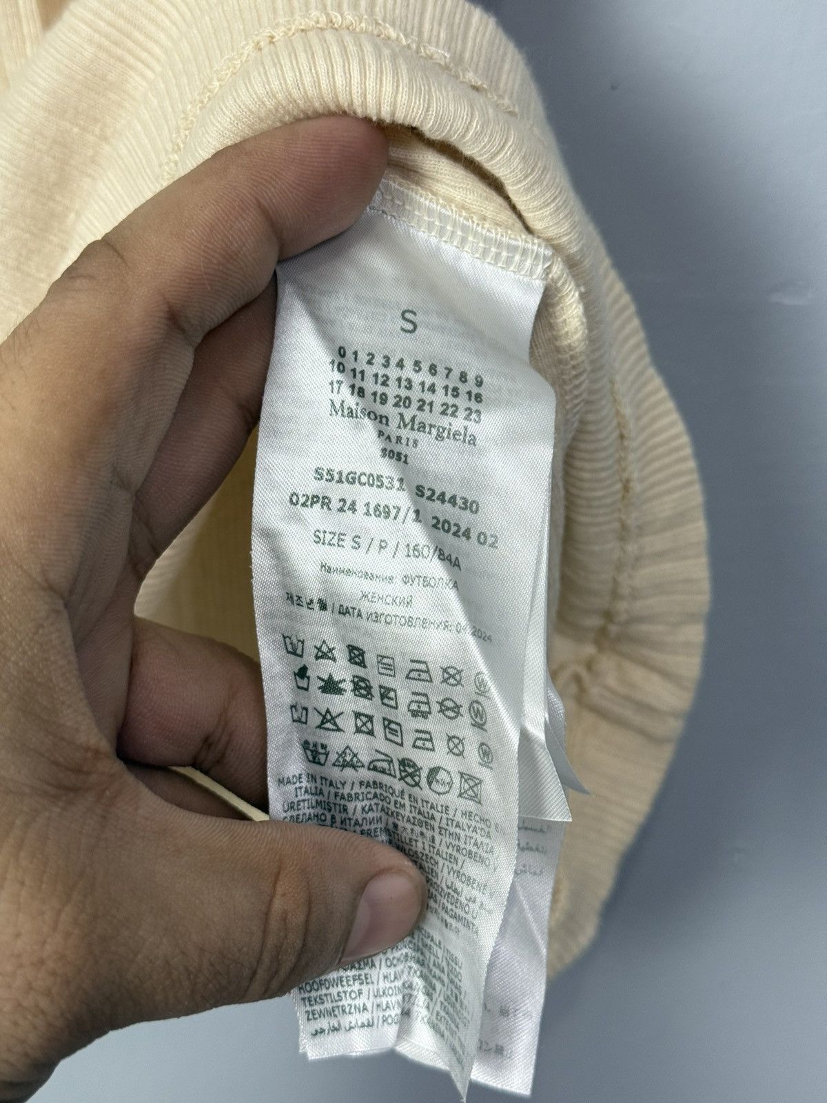 Maison Margiela MAISON MARGIELA SS24 LOGO SHIRT Size US S / EU 44-46 / 1 - 7 Thumbnail
