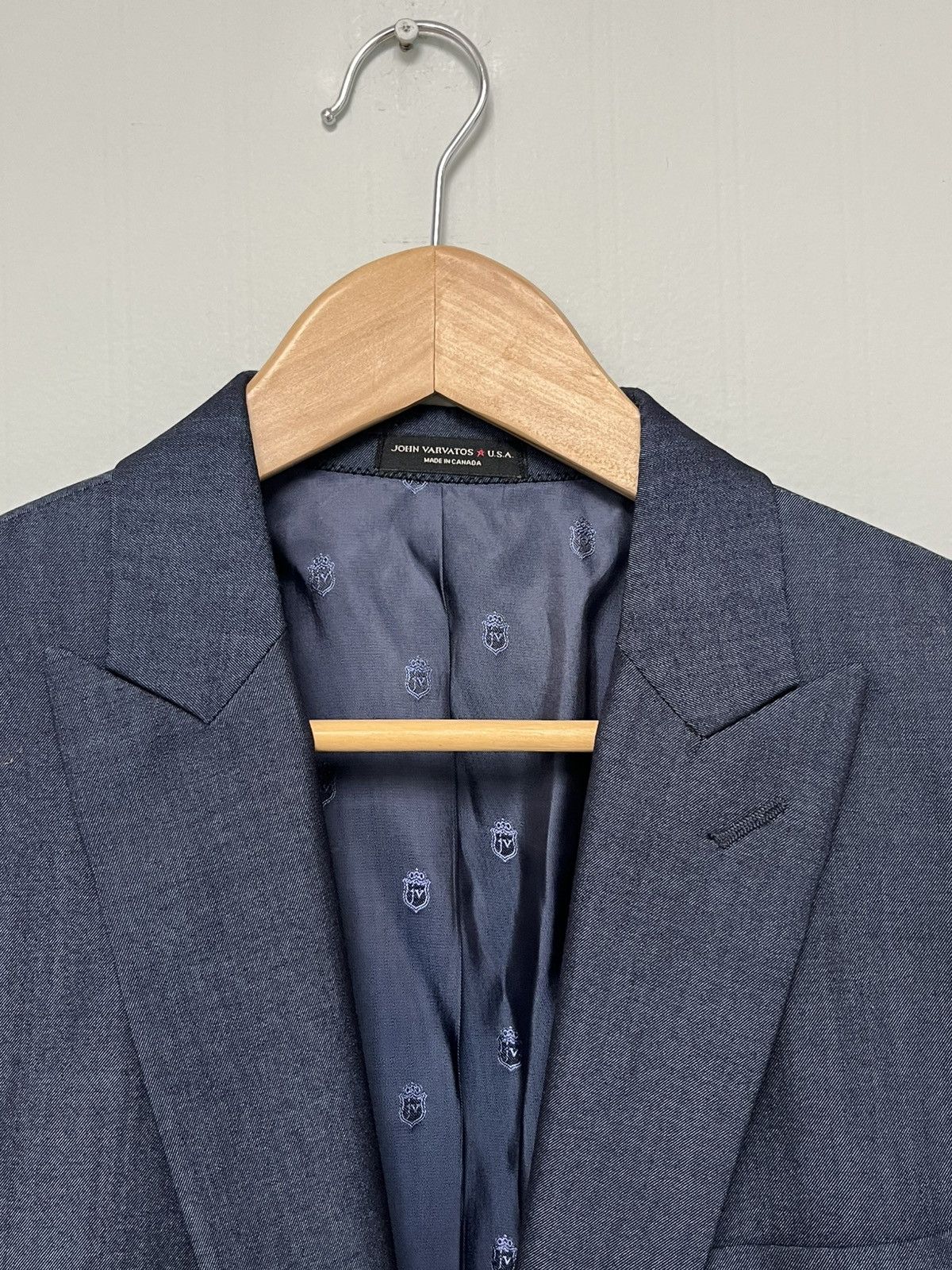 John Varvatos Blue suit. Pants and jacket. Medium Size 40R - 11 Thumbnail