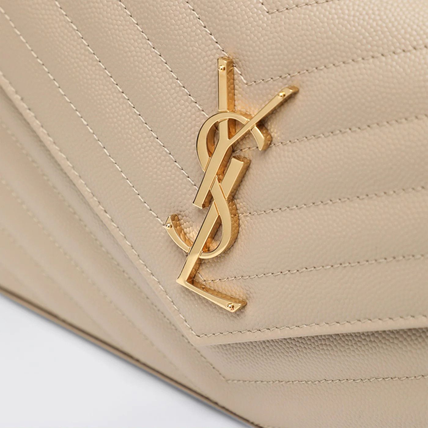 Saint Laurent Paris o1d2blof0526 Size: OS / Cassandre Chain Pouch in Beige Size ONE SIZE - 6 Thumbnail