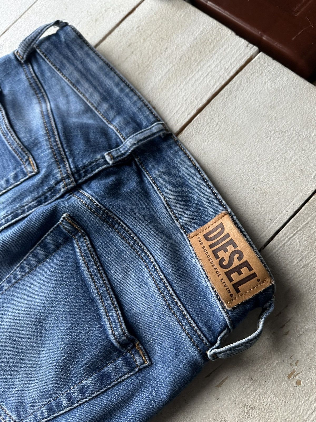Diesel 🚨Gothic Diesel Regular Slim relax Flared Jeans Womens Size 25" / US 0 / IT 36 - 14 Thumbnail