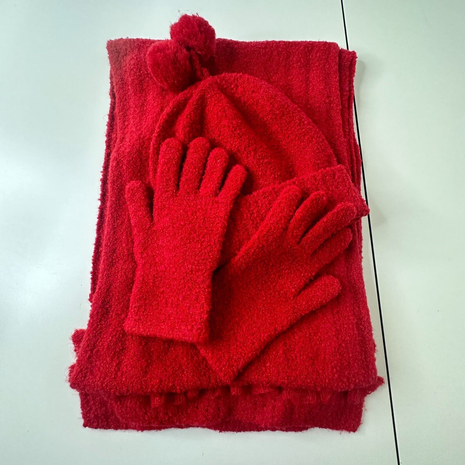 Other NWOT Moda Intl Red Ribbed Hat Scarf Gloves Set Pom Poms OS Size ONE SIZE - 7 Thumbnail
