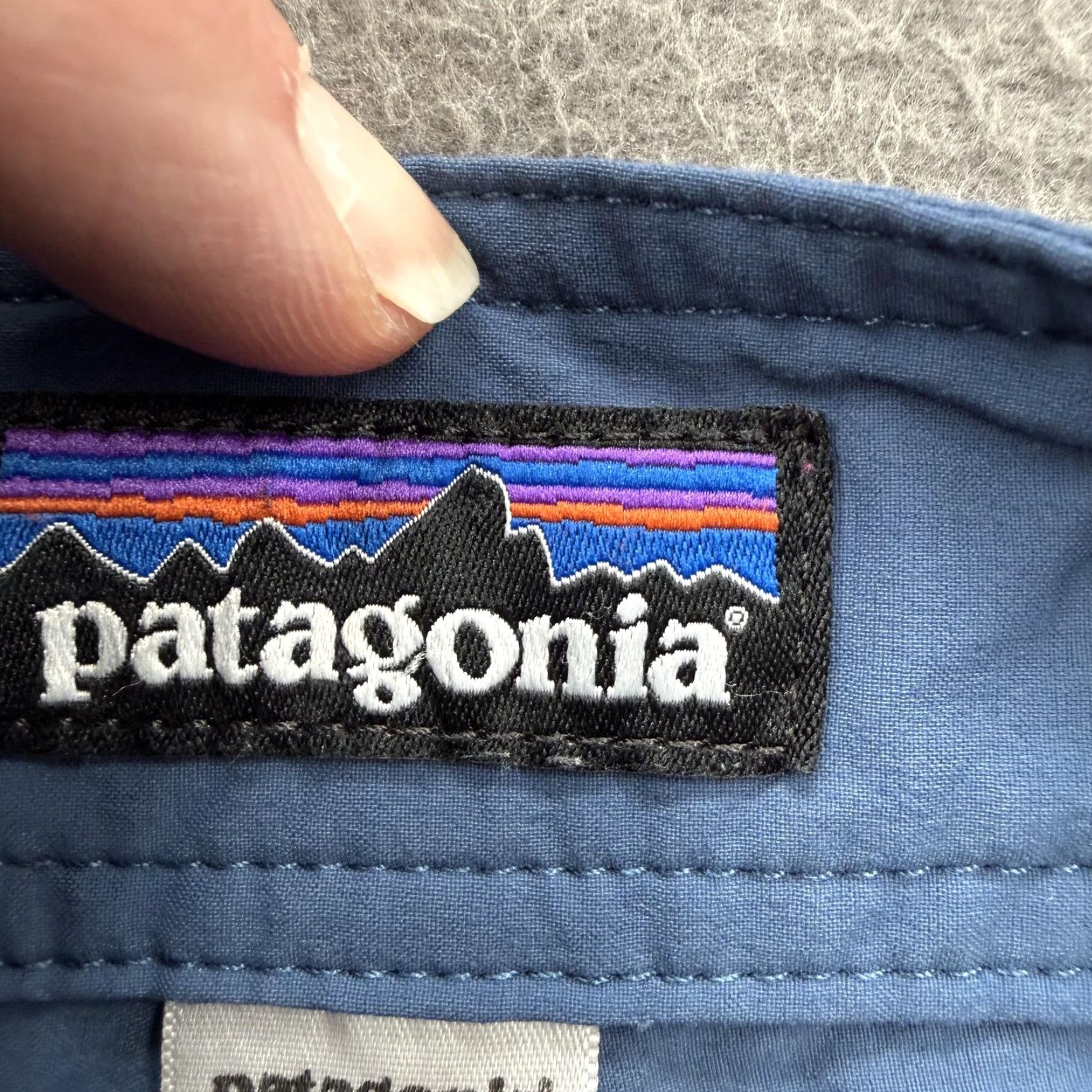 Patagonia Patagonia Board Shorts Mens 38 Blue Solid Swim Trunks Zip Pocket UnLined Stretch Size US 38 / EU 54 - 4 Thumbnail