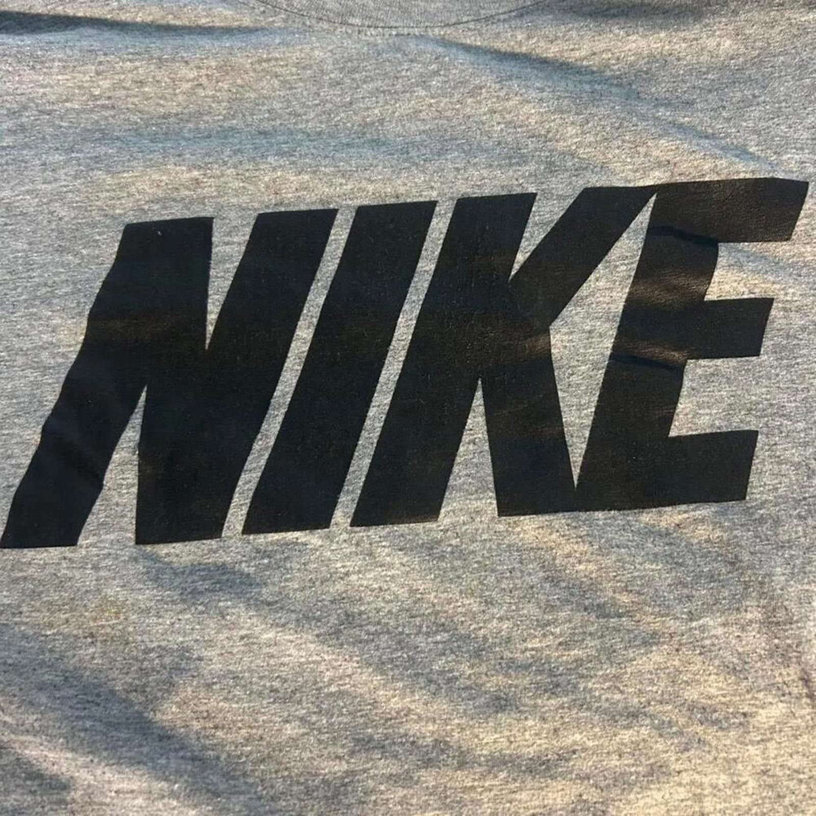 Nike The nike tee simple Size US XL / EU 56 / 4 - 2 Thumbnail