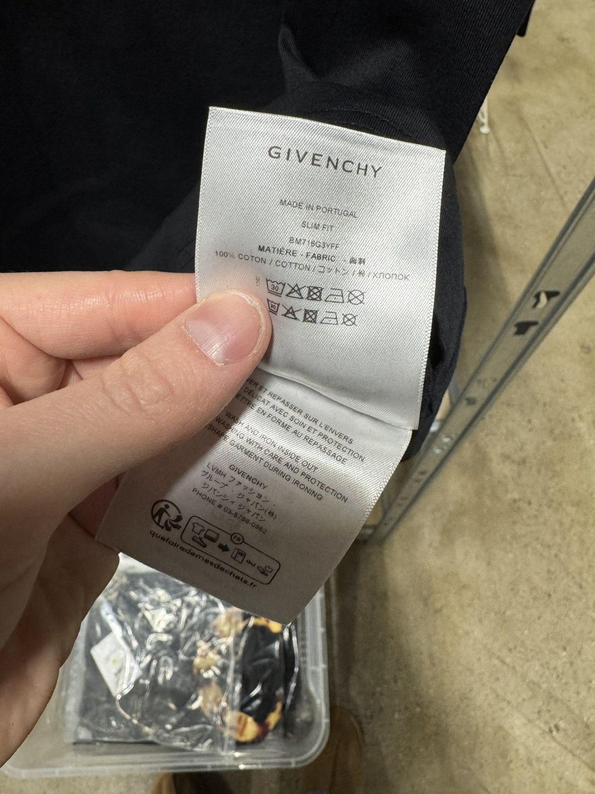 Givenchy Givenchy Logo T-Shirt NEW 650$ Size US S / EU 44-46 / 1 - 5 Thumbnail