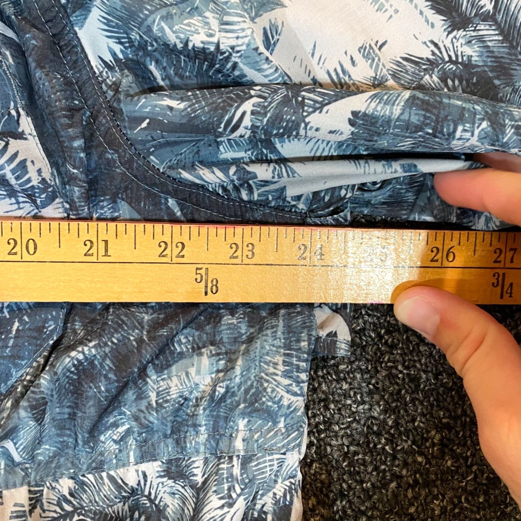 Vintage Reel Legends Saltwater Shirt Men Large Blue Pockets Button Up Fishing S/S Vented Size US L / EU 52-54 / 3 - 7 Thumbnail