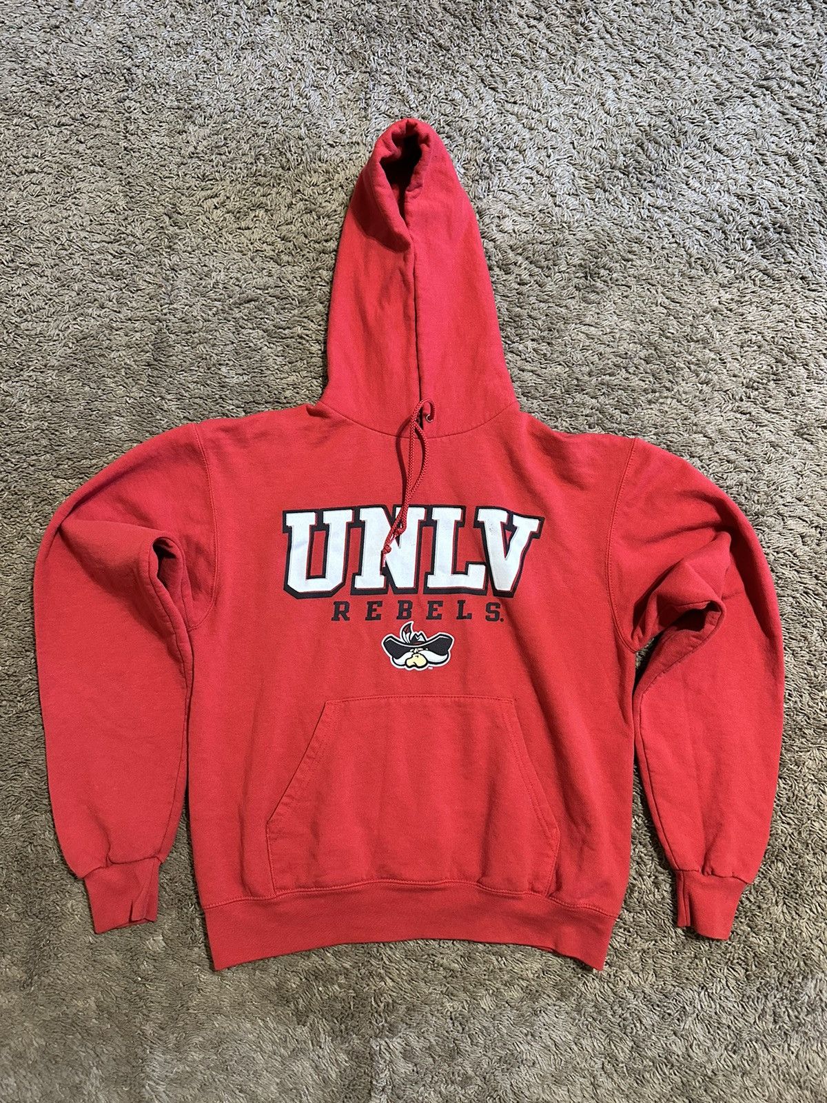 Champion × Vintage Vintage NCAA Champion UNLV Rebels hoodie 00s size small Size US S / EU 44-46 / 1 - 1 Thumbnail