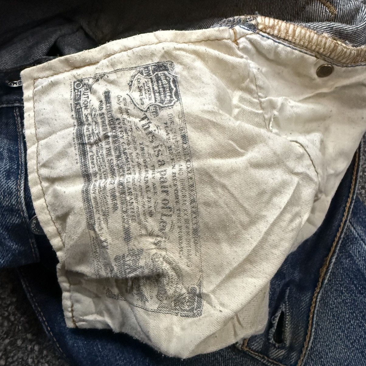 Levi's Vintage Clothing 🔥 Vintage Distressed Y2K Levis 501 Straight Denim Size US 31 - 15 Thumbnail